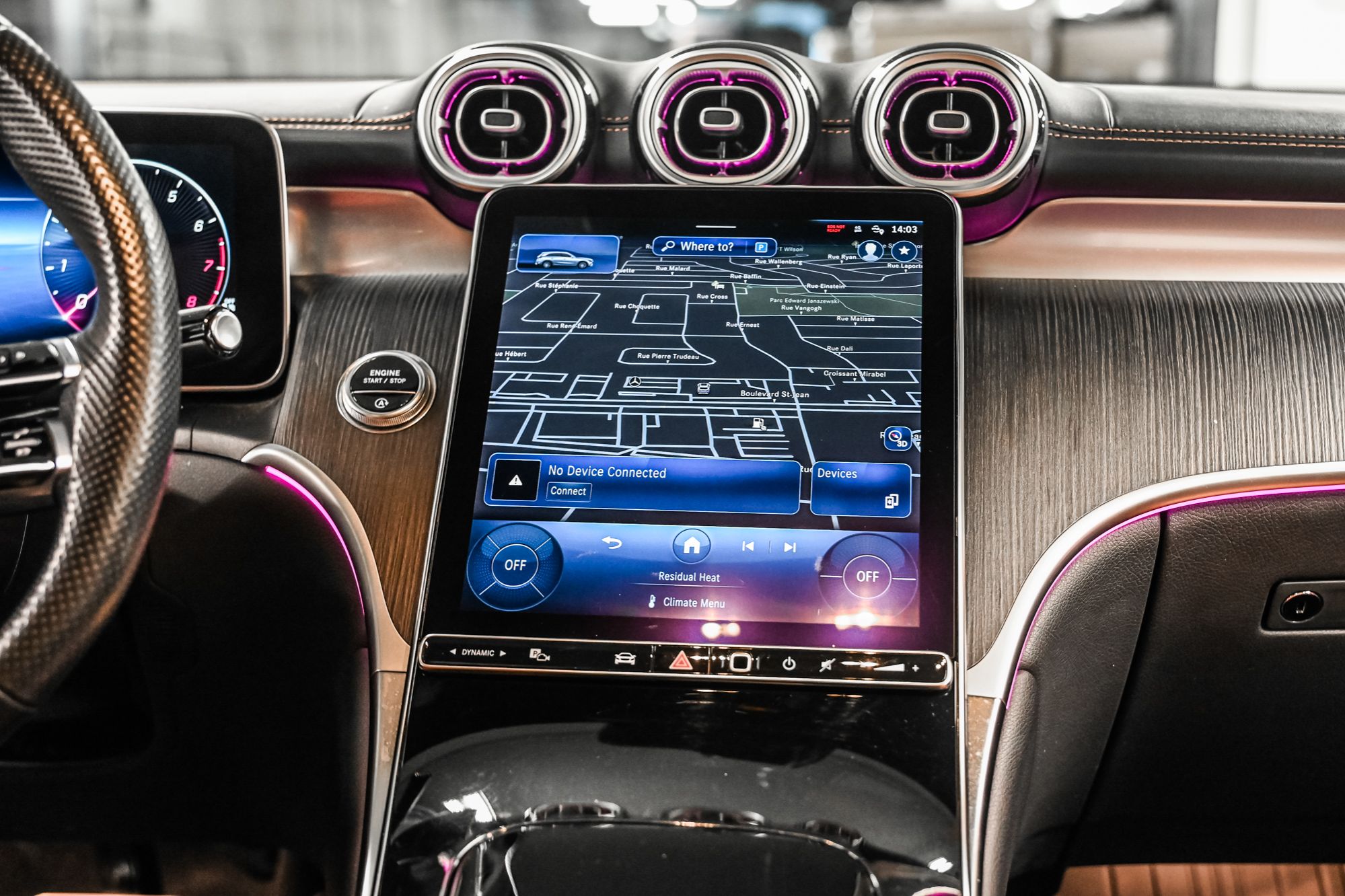 Mercedes-Benz GLC300  2023