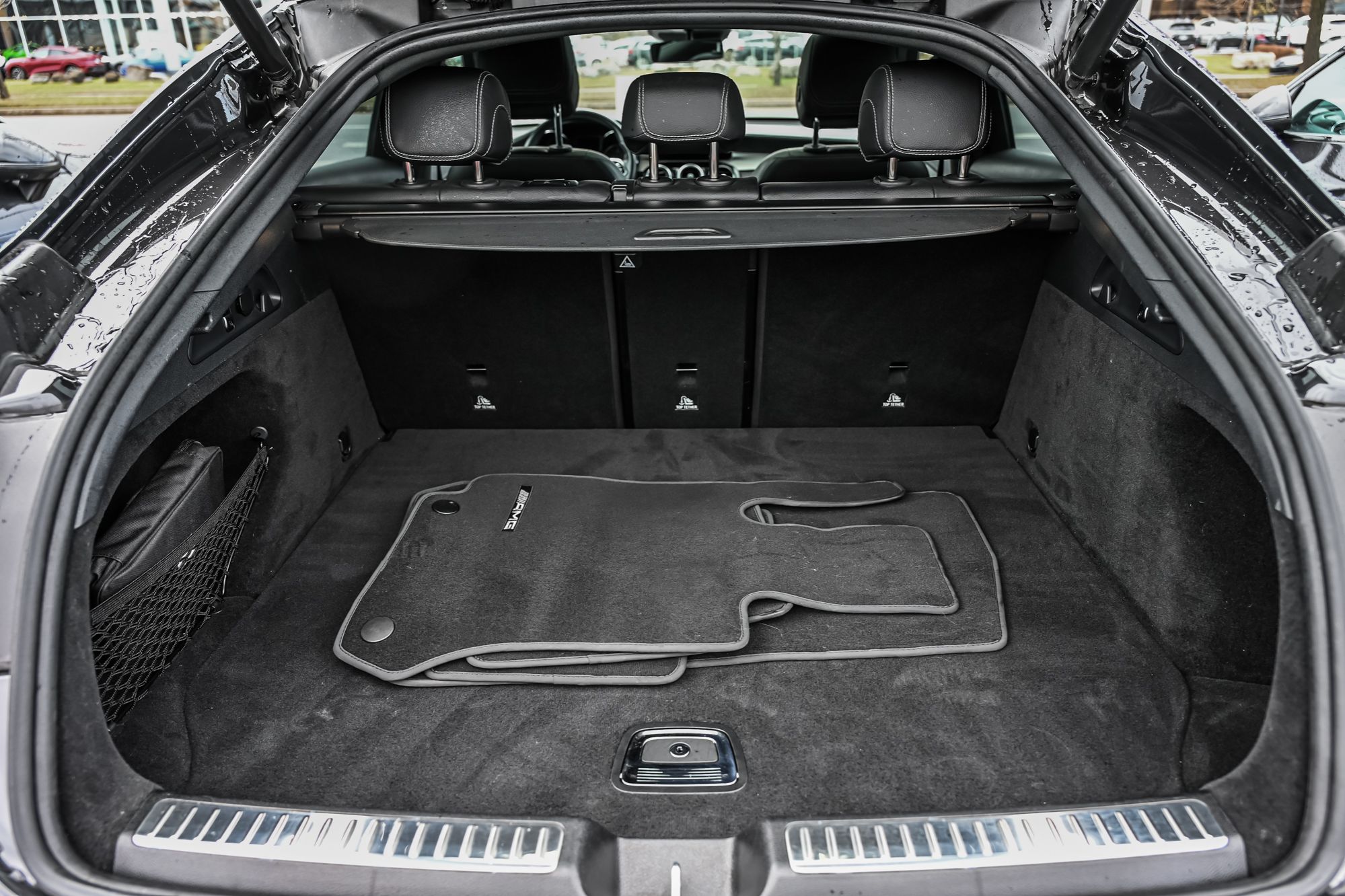 2023 Mercedes-Benz GLC300 in Dollard-des-Ormeaux, Quebec