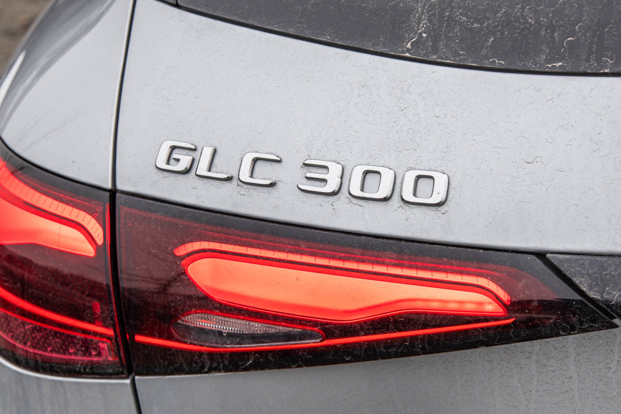 Mercedes-Benz GLC300  2023