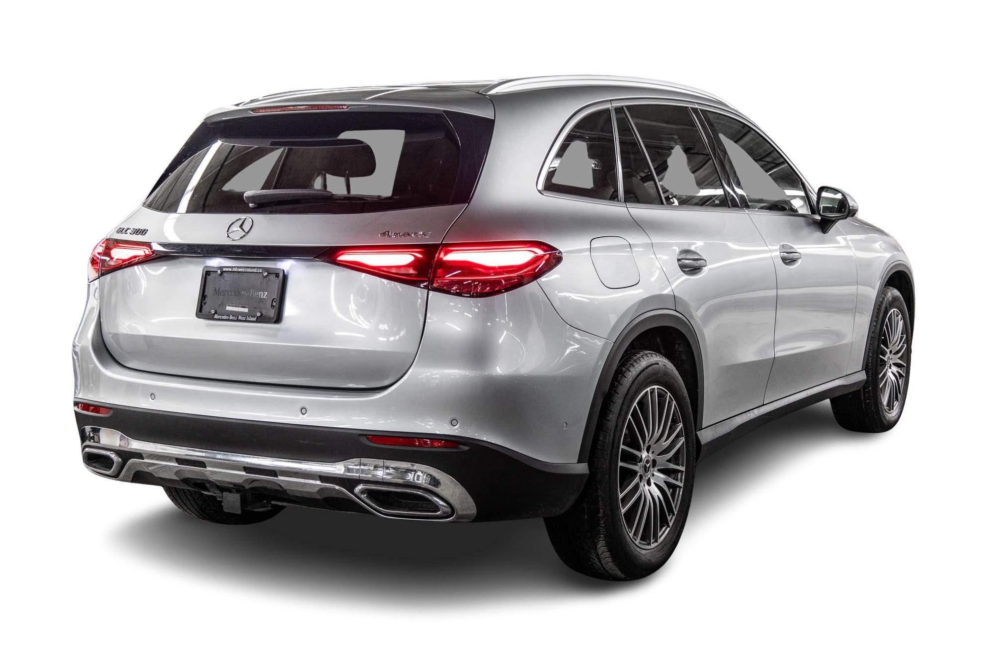 Mercedes-Benz GLC300  2023