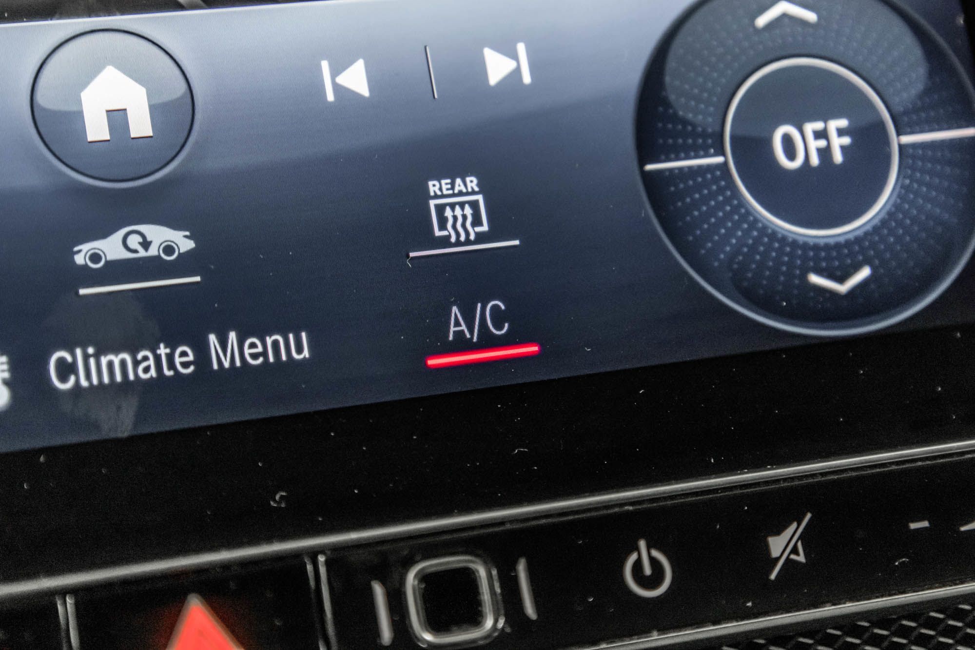 Mercedes-Benz GLC300  2023