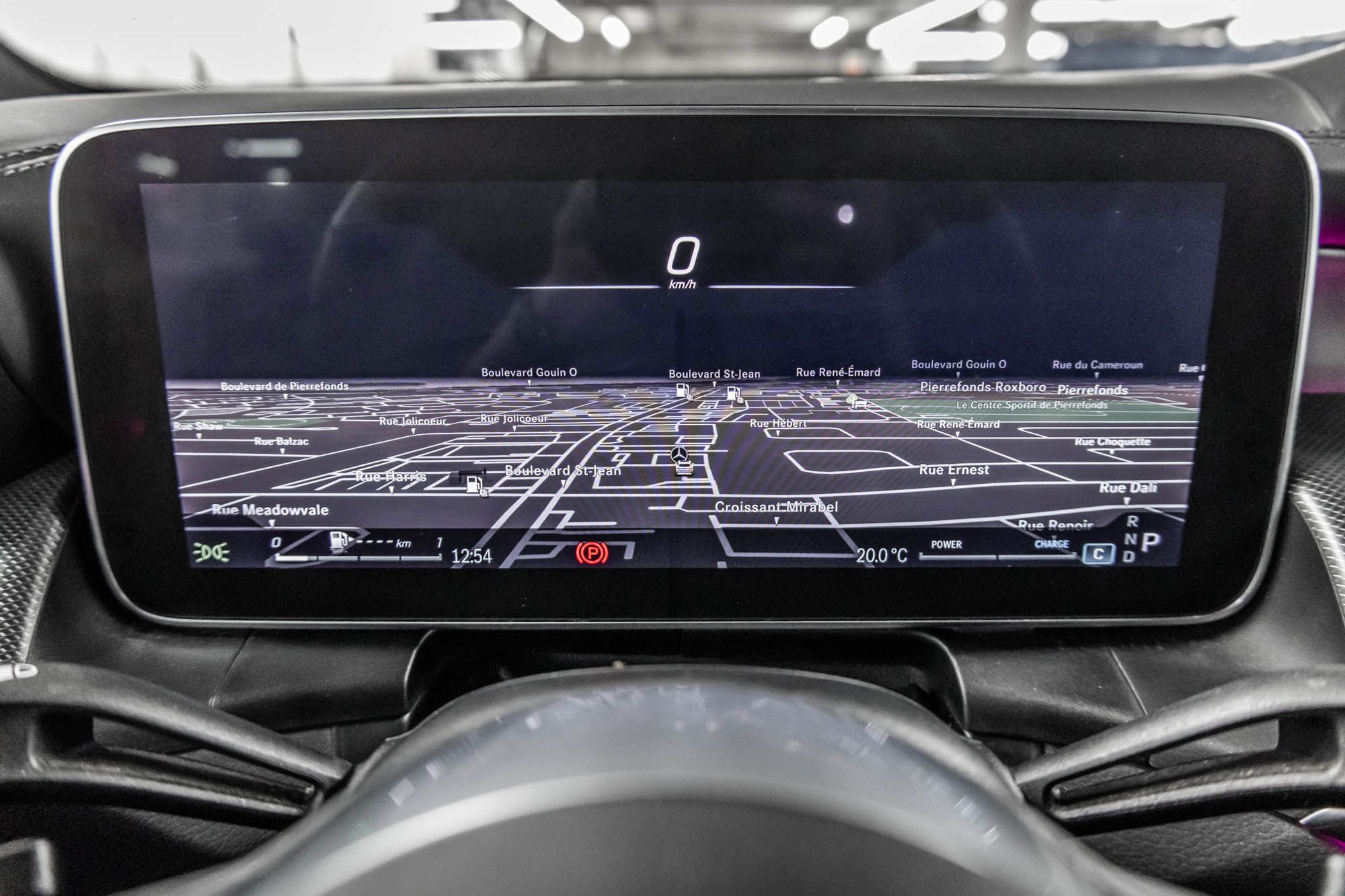 Mercedes-Benz GLC300  2023