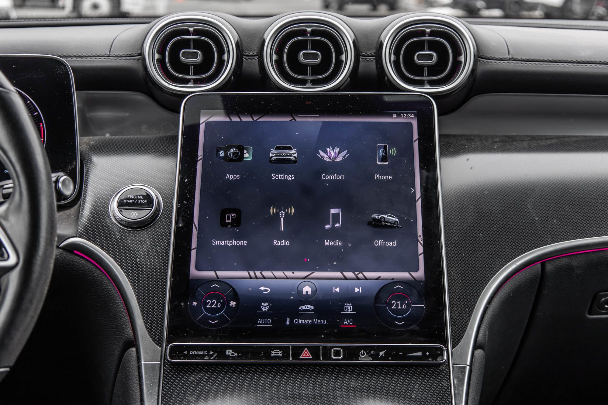 Mercedes-Benz GLC300  2023