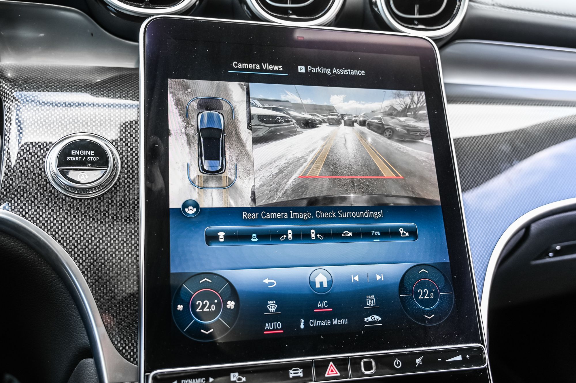 Mercedes-Benz GLC300  2023 à Dollard-des-Ormeaux, Québec