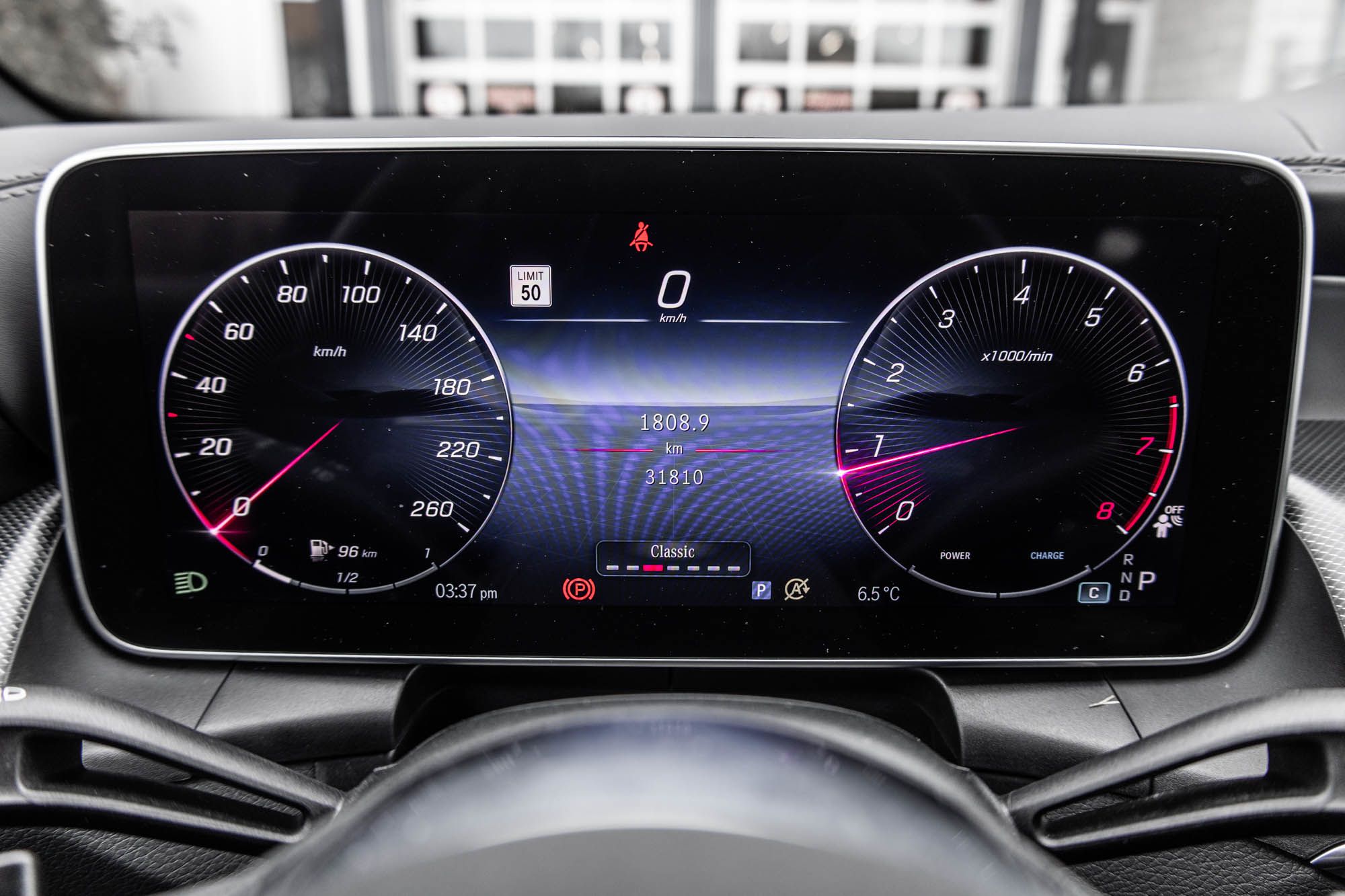 Mercedes-Benz GLC300  2023