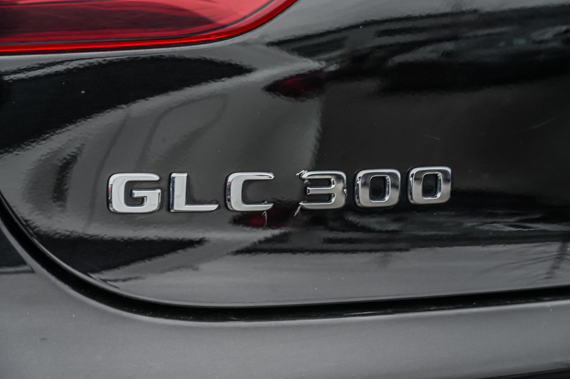 Mercedes-Benz GLC300  2023 à Dollard-des-Ormeaux, Québec