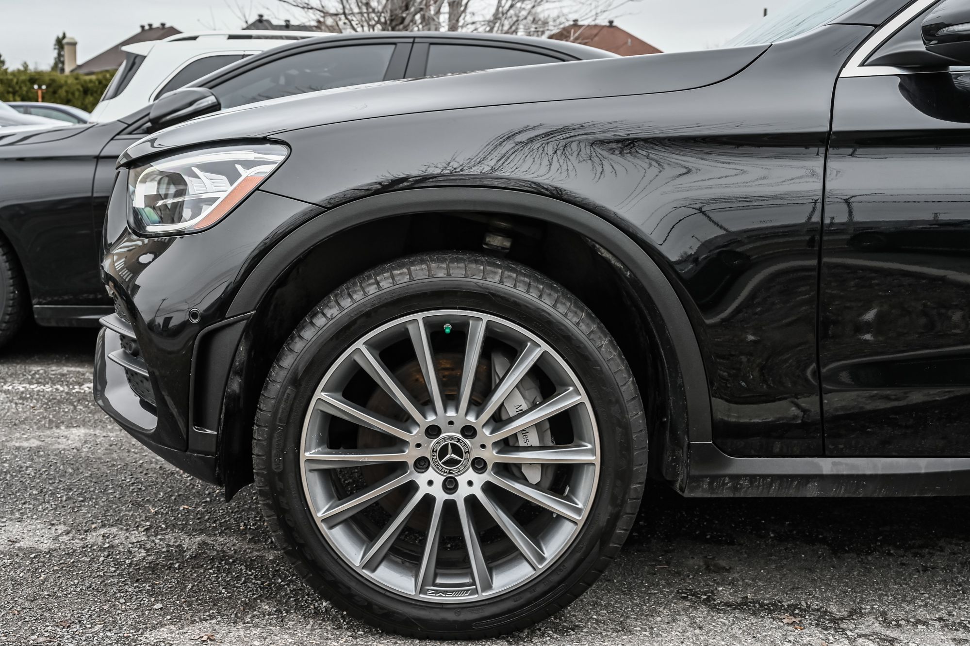 Mercedes-Benz GLC300  2023 à Dollard-des-Ormeaux, Québec