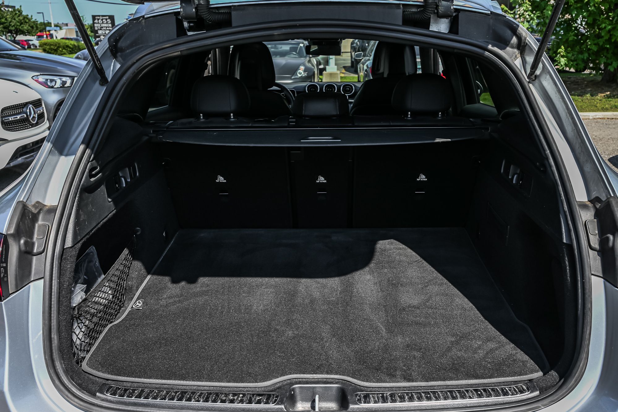 2023 Mercedes-Benz GLC300