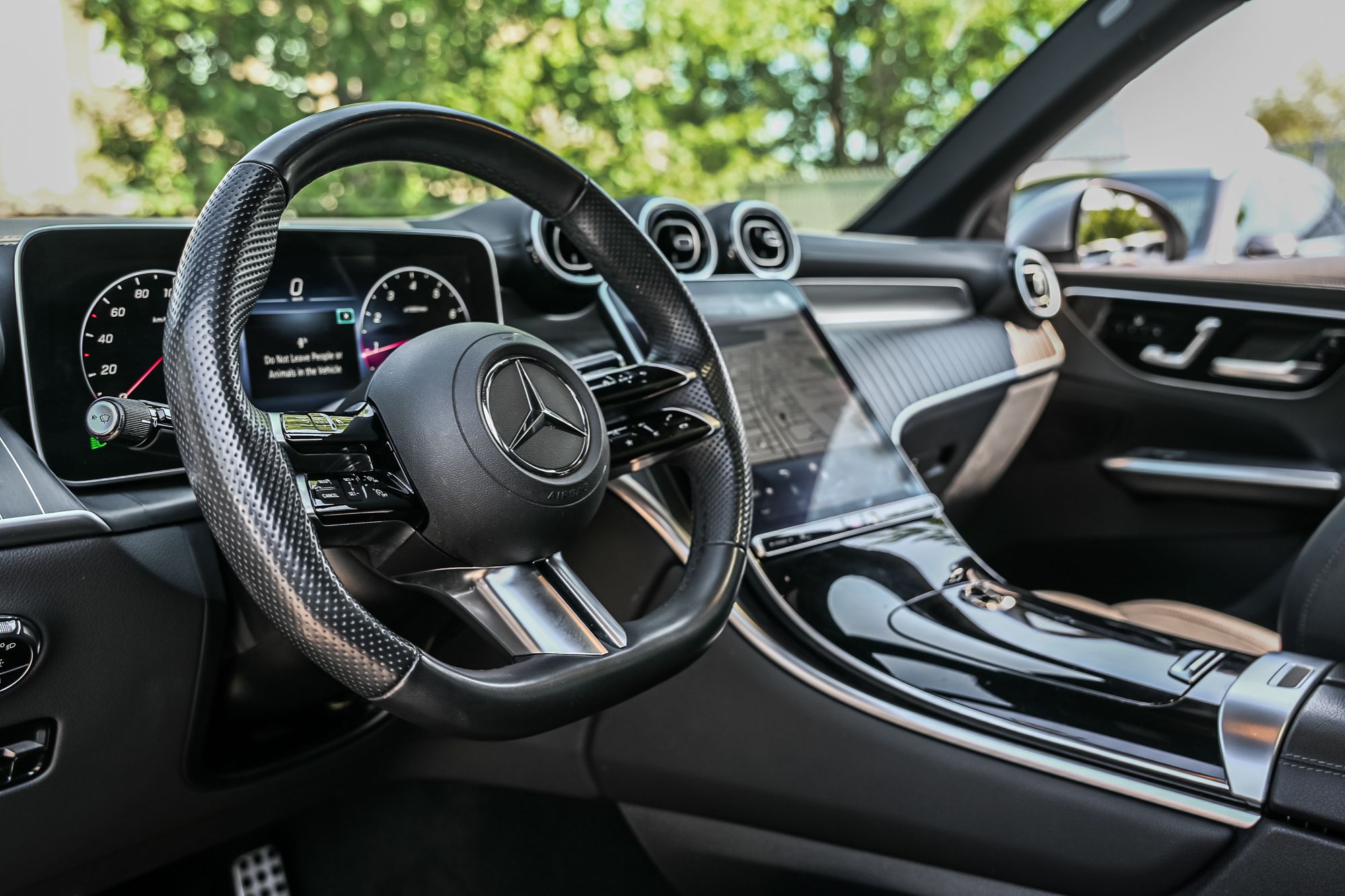 2023 Mercedes-Benz GLC300