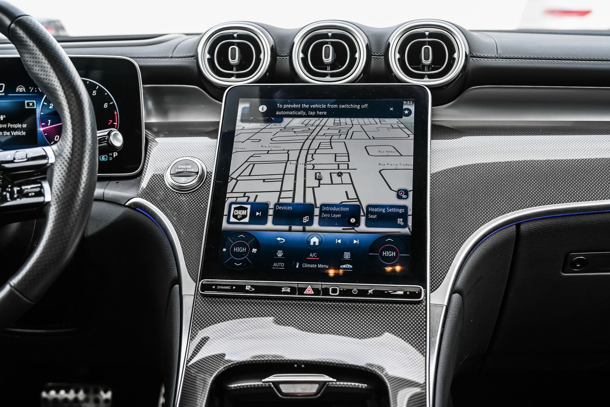 2024 Mercedes-Benz GLC300 in Dollard-des-Ormeaux, Quebec