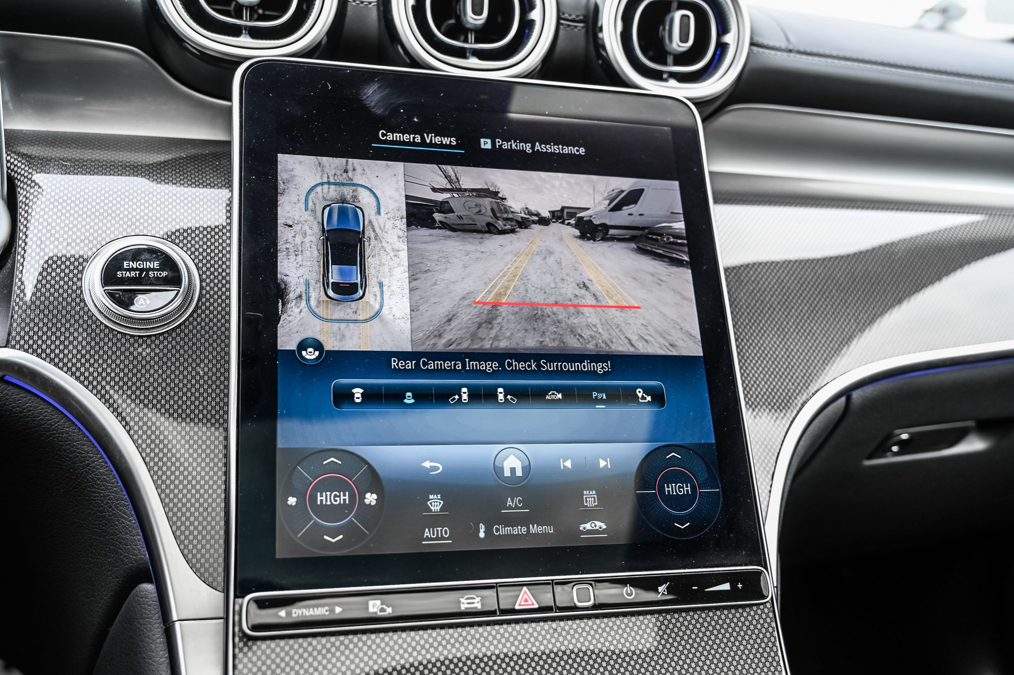 2024 Mercedes-Benz GLC300 in Dollard-des-Ormeaux, Quebec