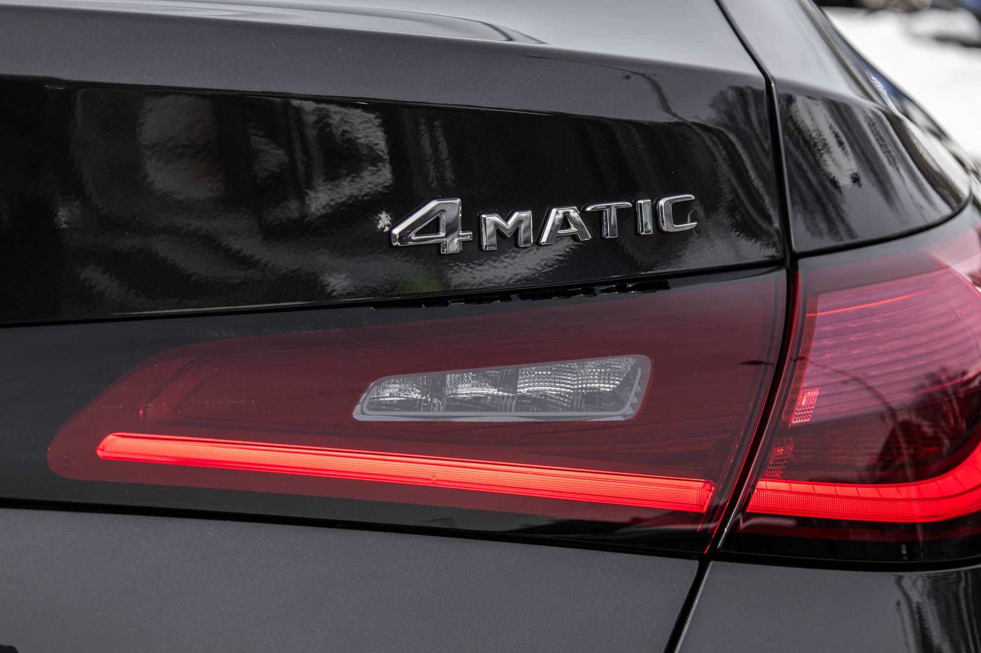 Mercedes-Benz GLC300  2024