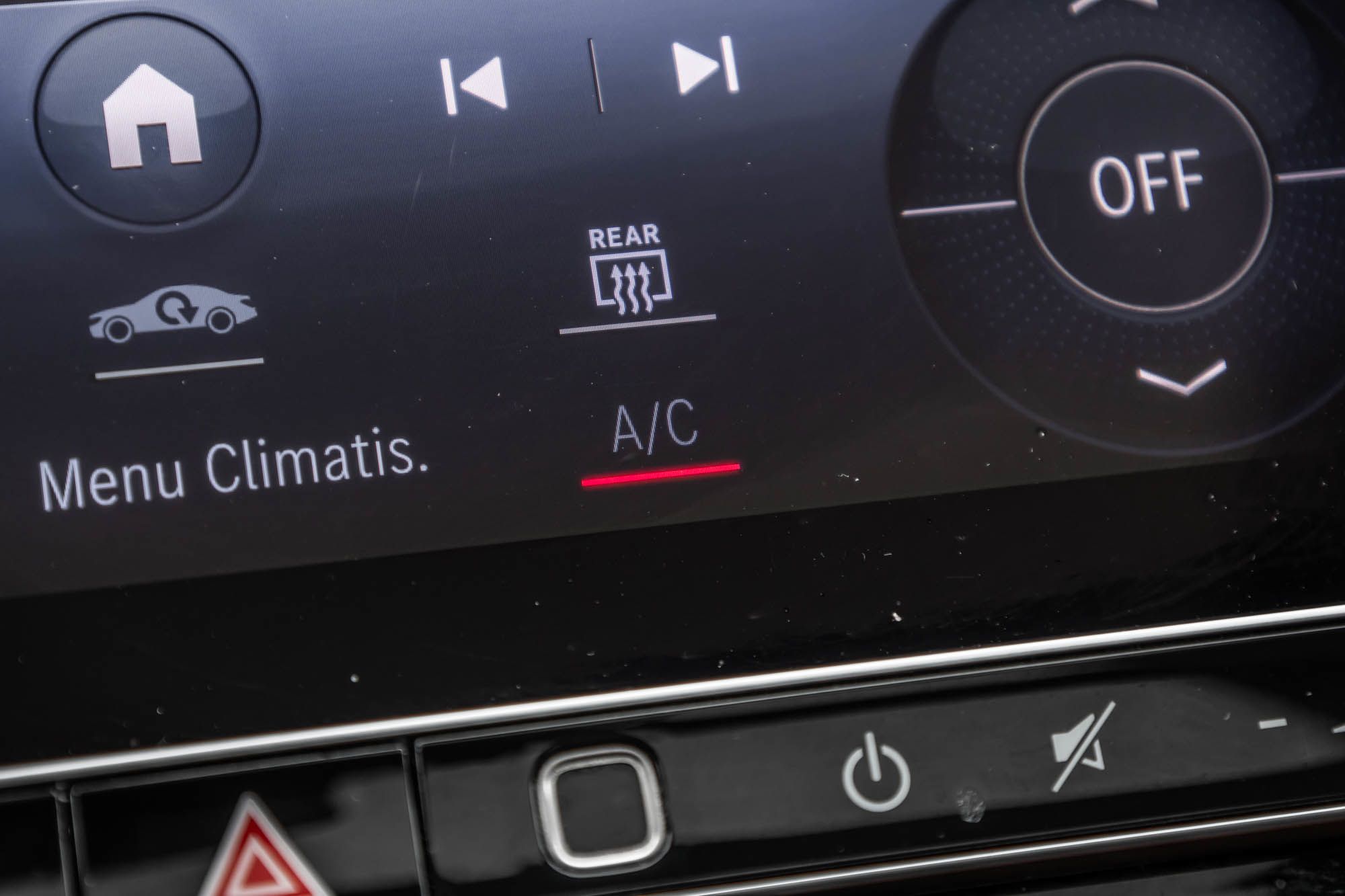 2024 Mercedes-Benz GLC300