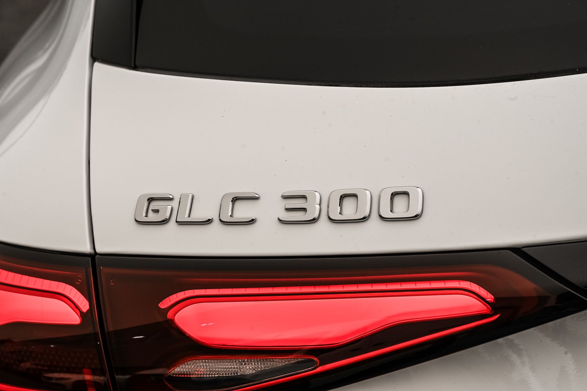 2024 Mercedes-Benz GLC300