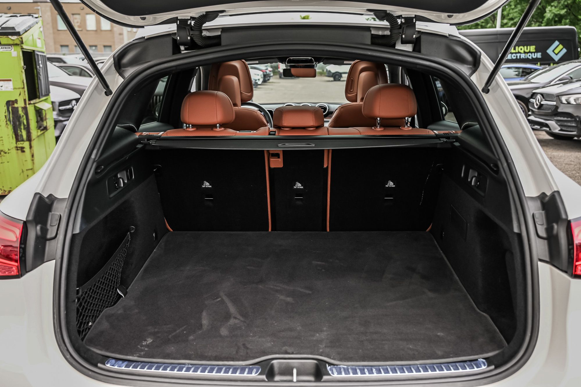 2024 Mercedes-Benz GLC300