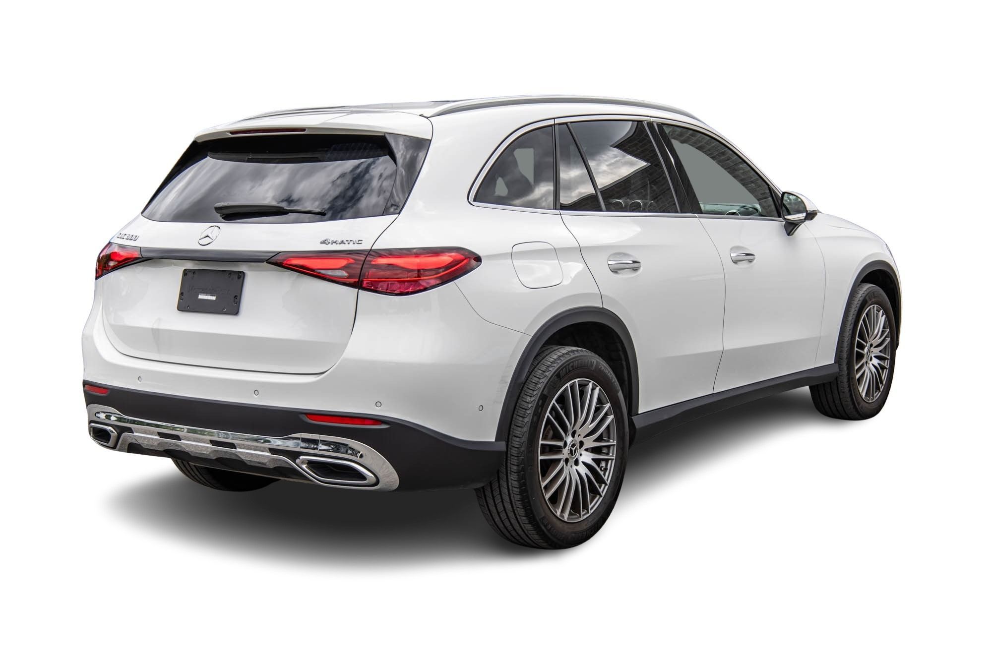 Mercedes-Benz GLC300  2024 à Dollard-des-Ormeaux, Québec