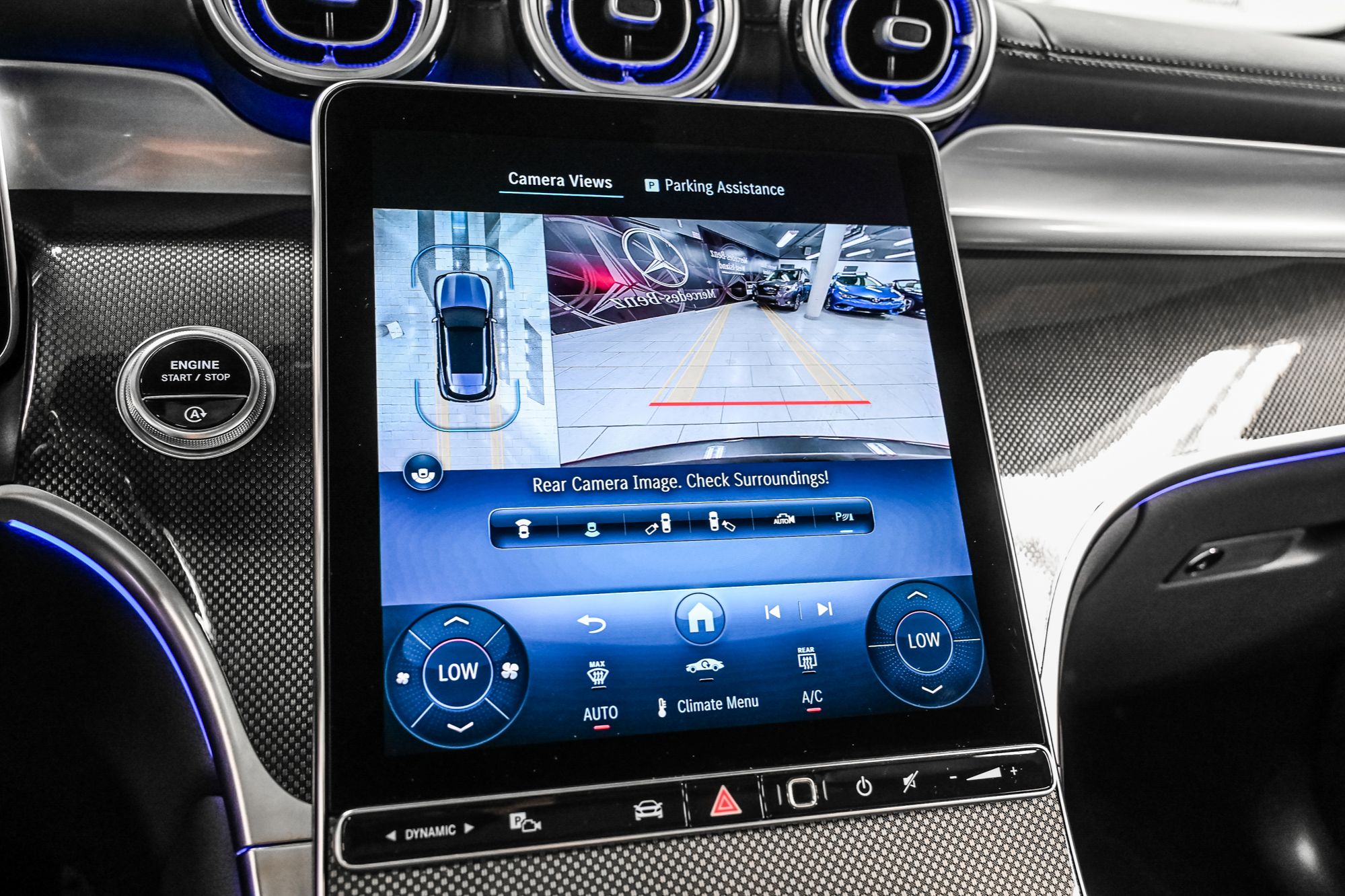 Mercedes-Benz GLC300  2025