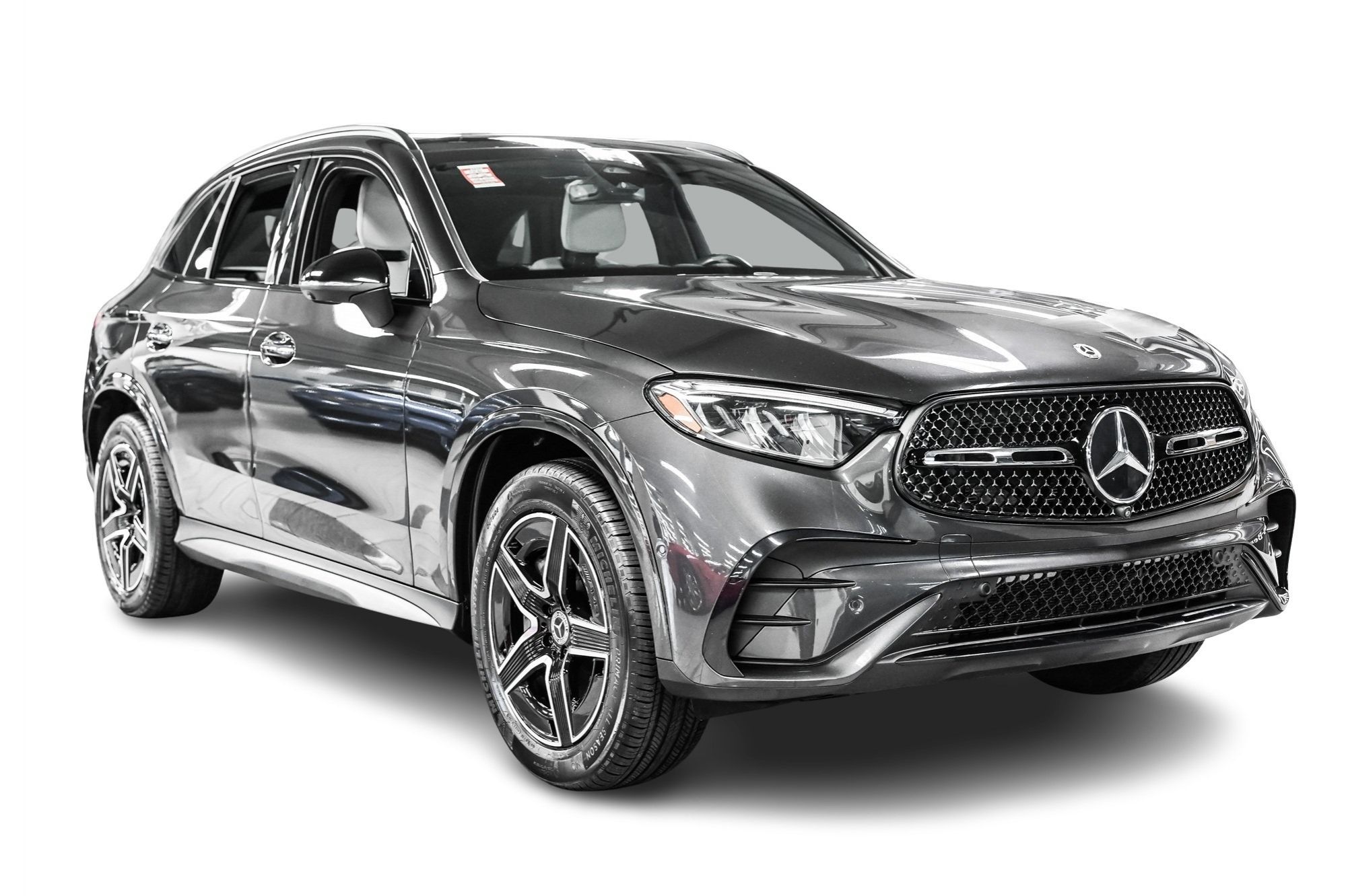 Mercedes-Benz GLC300  2025