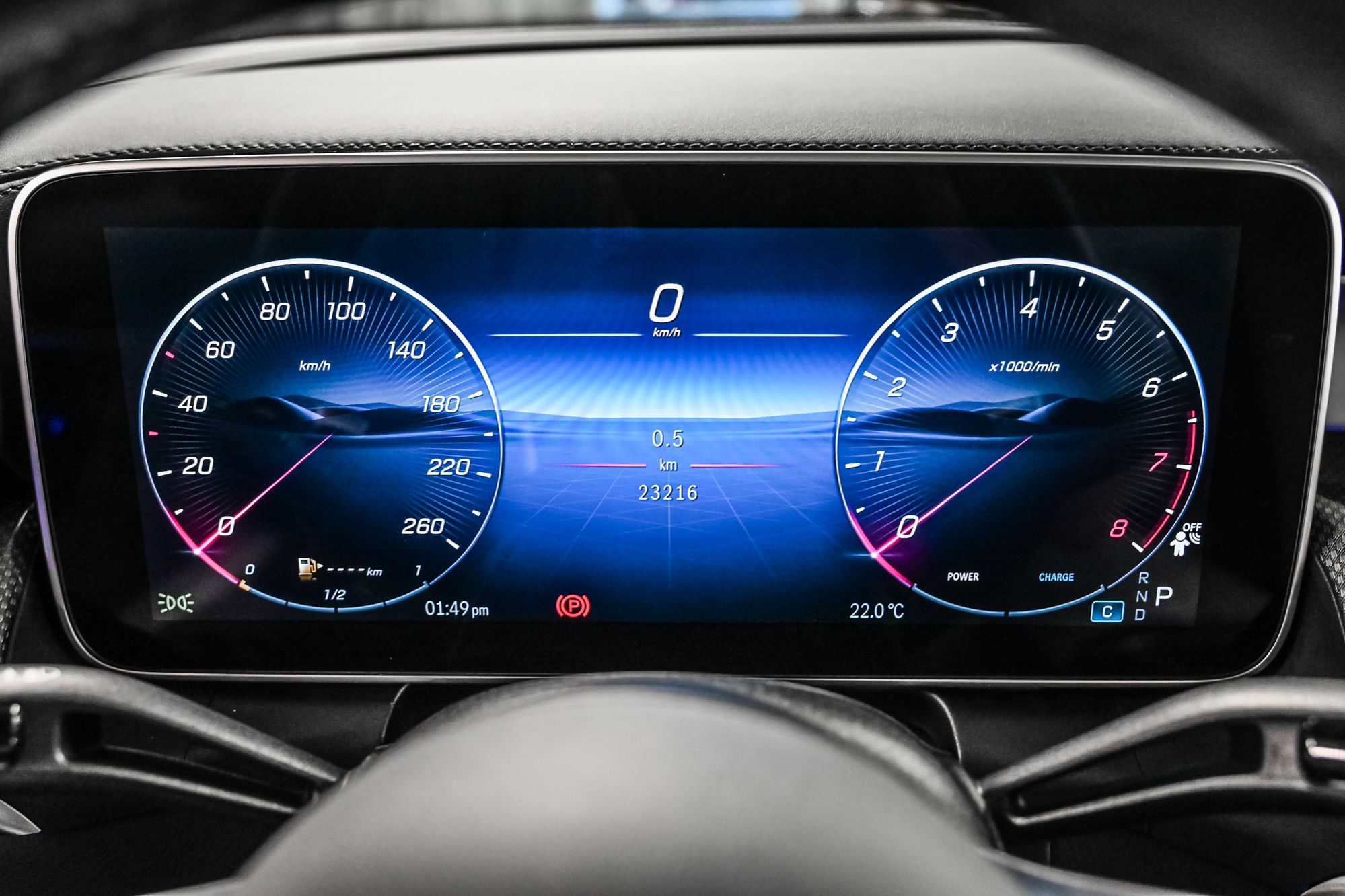 Mercedes-Benz GLC300  2025