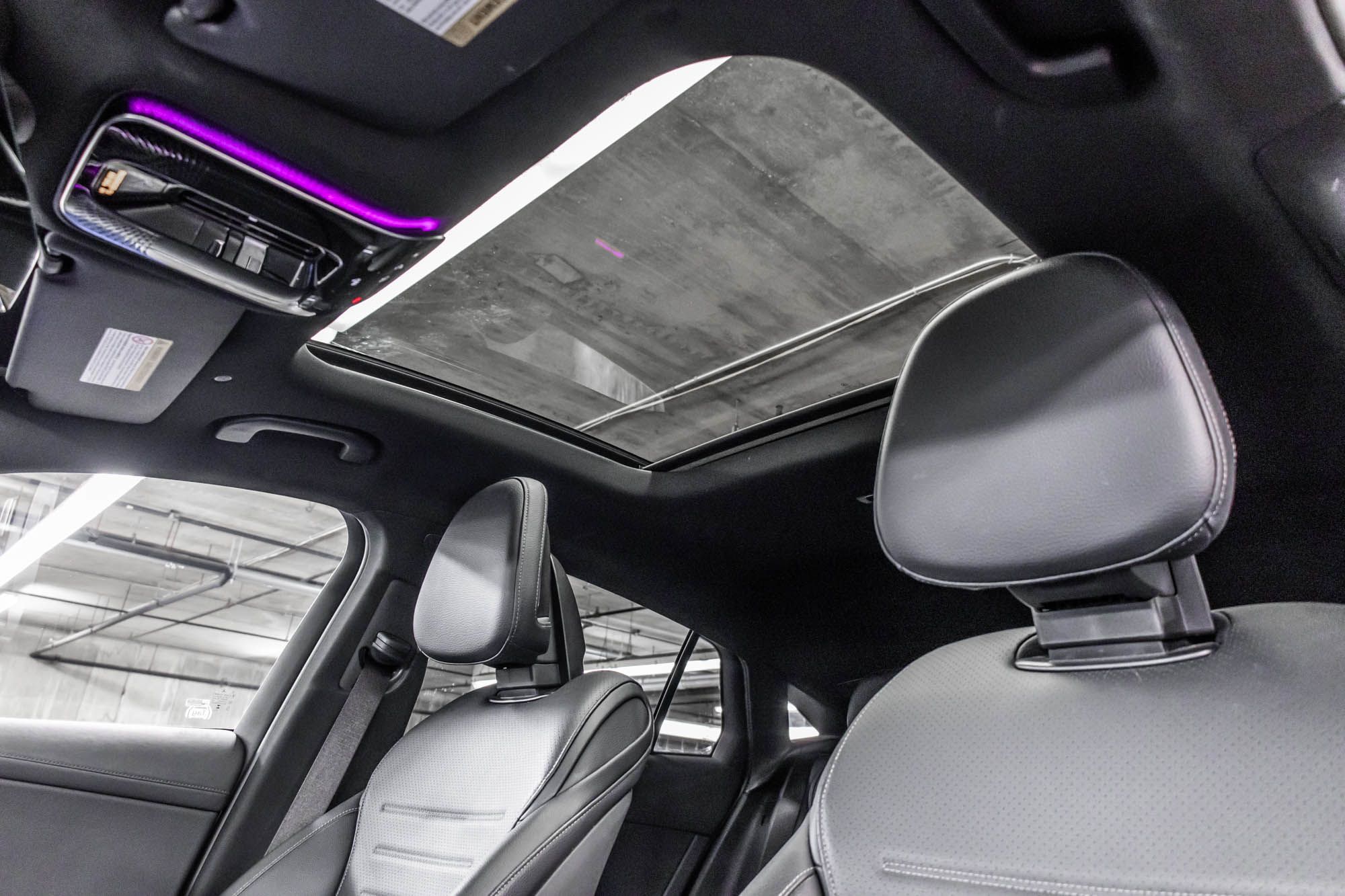 Mercedes-Benz GLC300  2025 à Dollard-des-Ormeaux, Québec