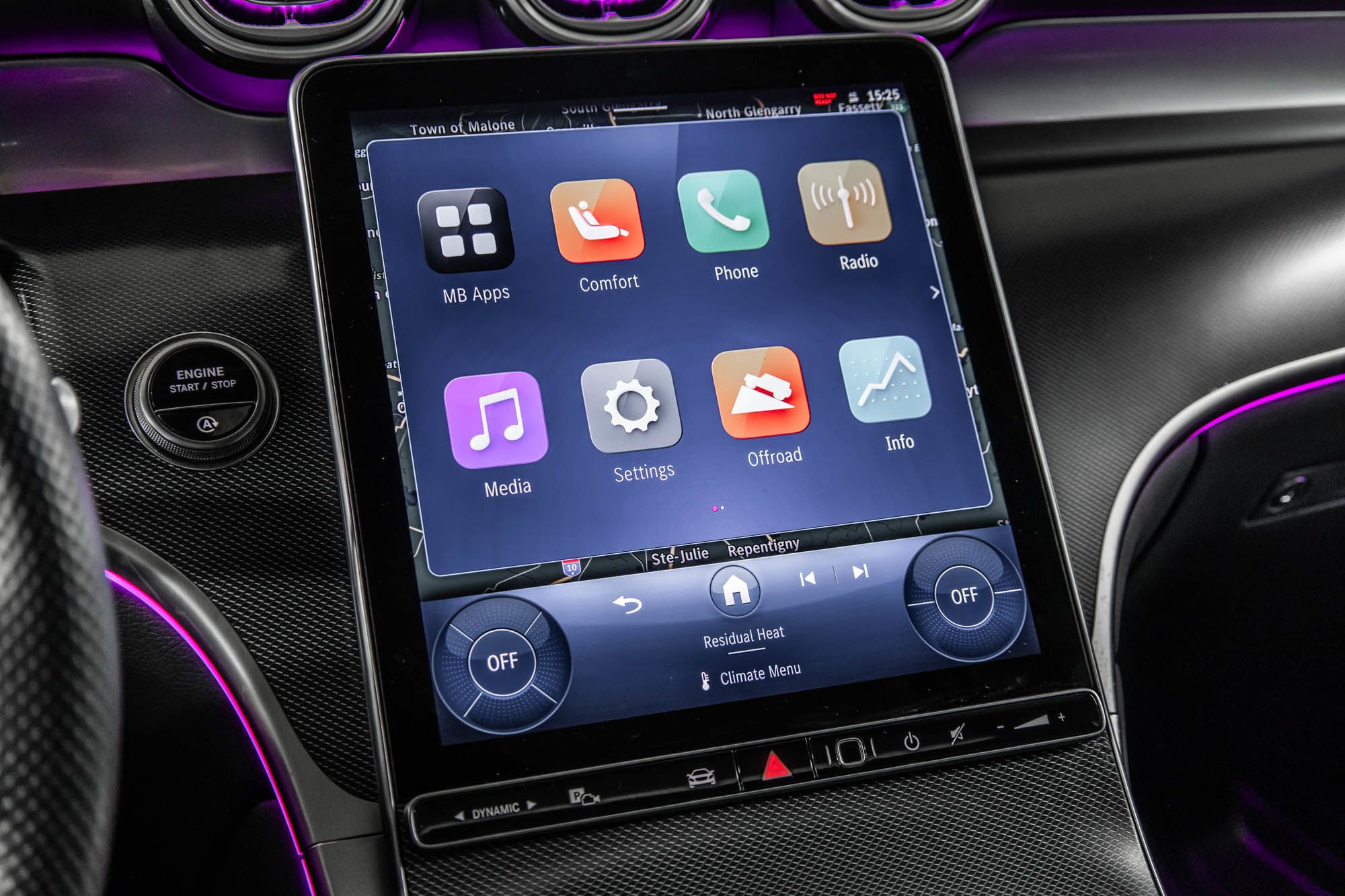 Mercedes-Benz GLC300  2025 à Dollard-des-Ormeaux, Québec