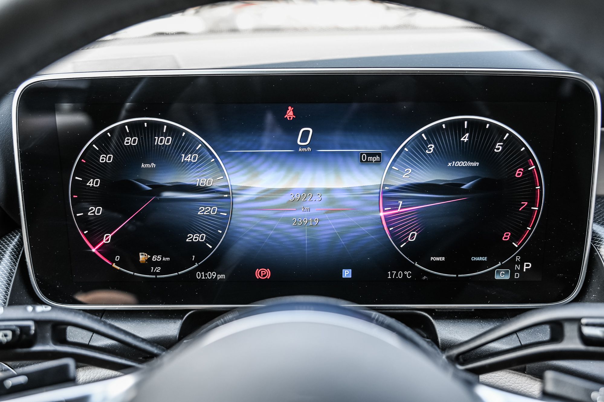 2025 Mercedes-Benz GLC300