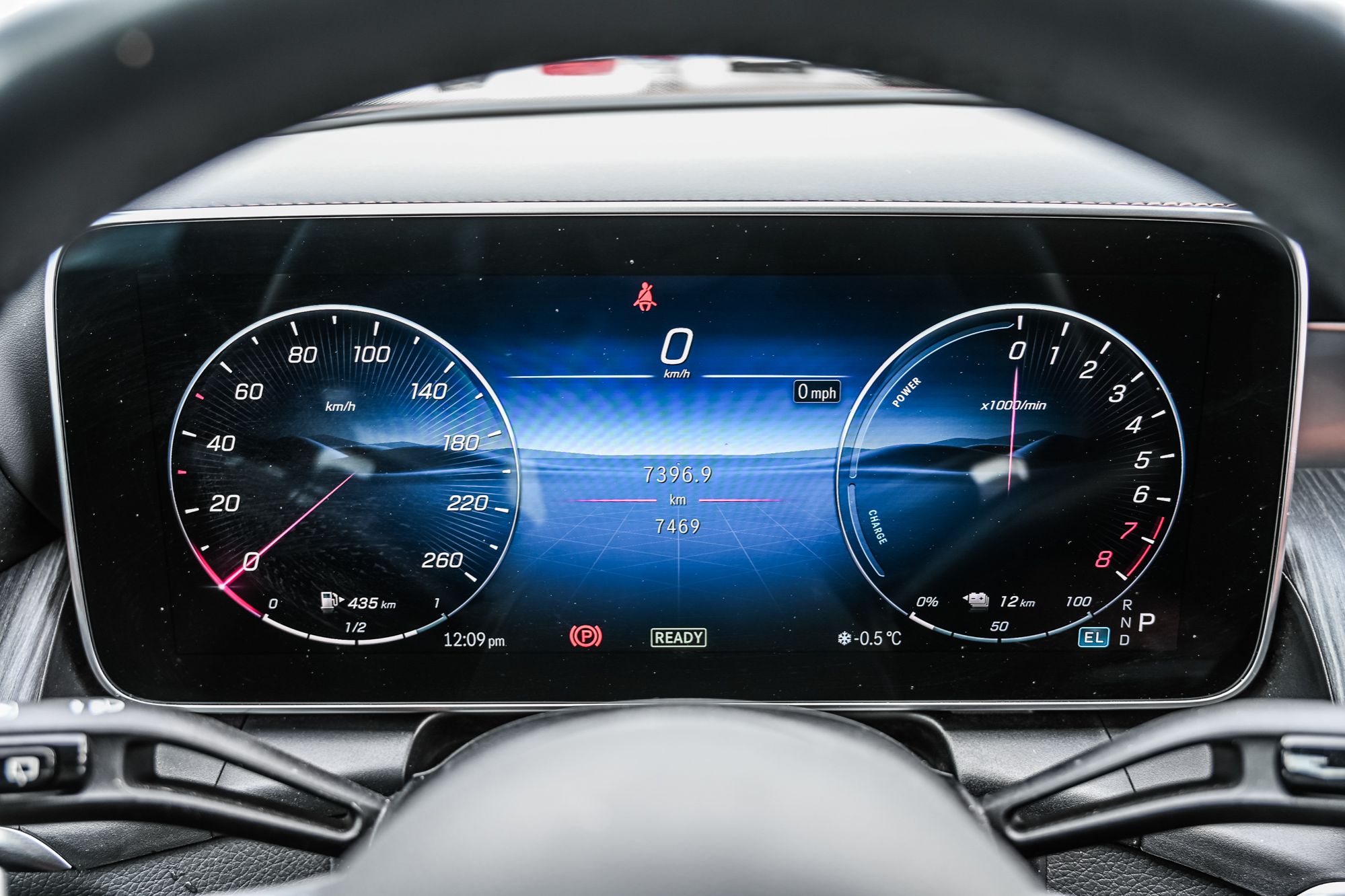 2025 Mercedes-Benz GLC350e