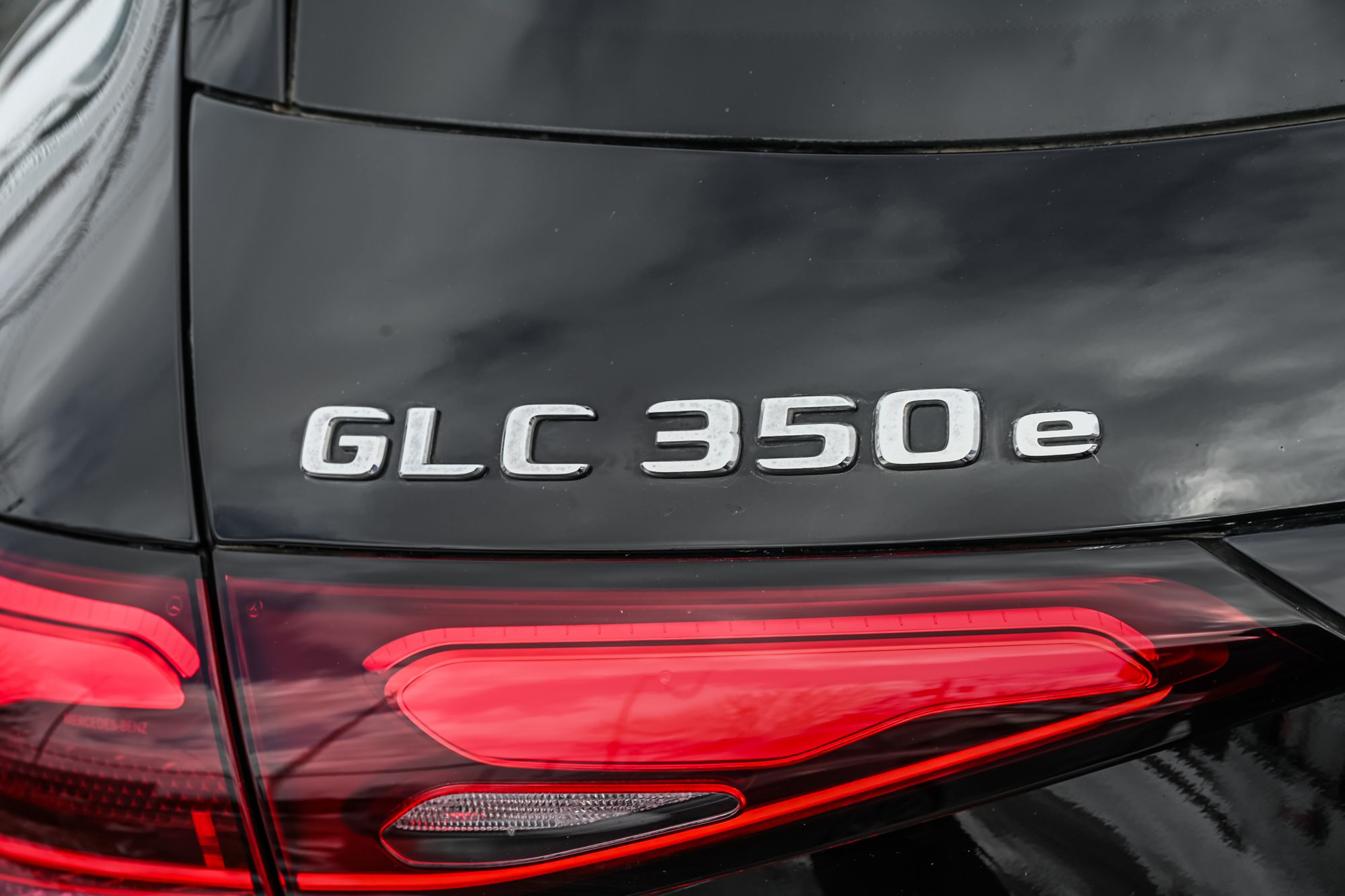 2025 Mercedes-Benz GLC350e