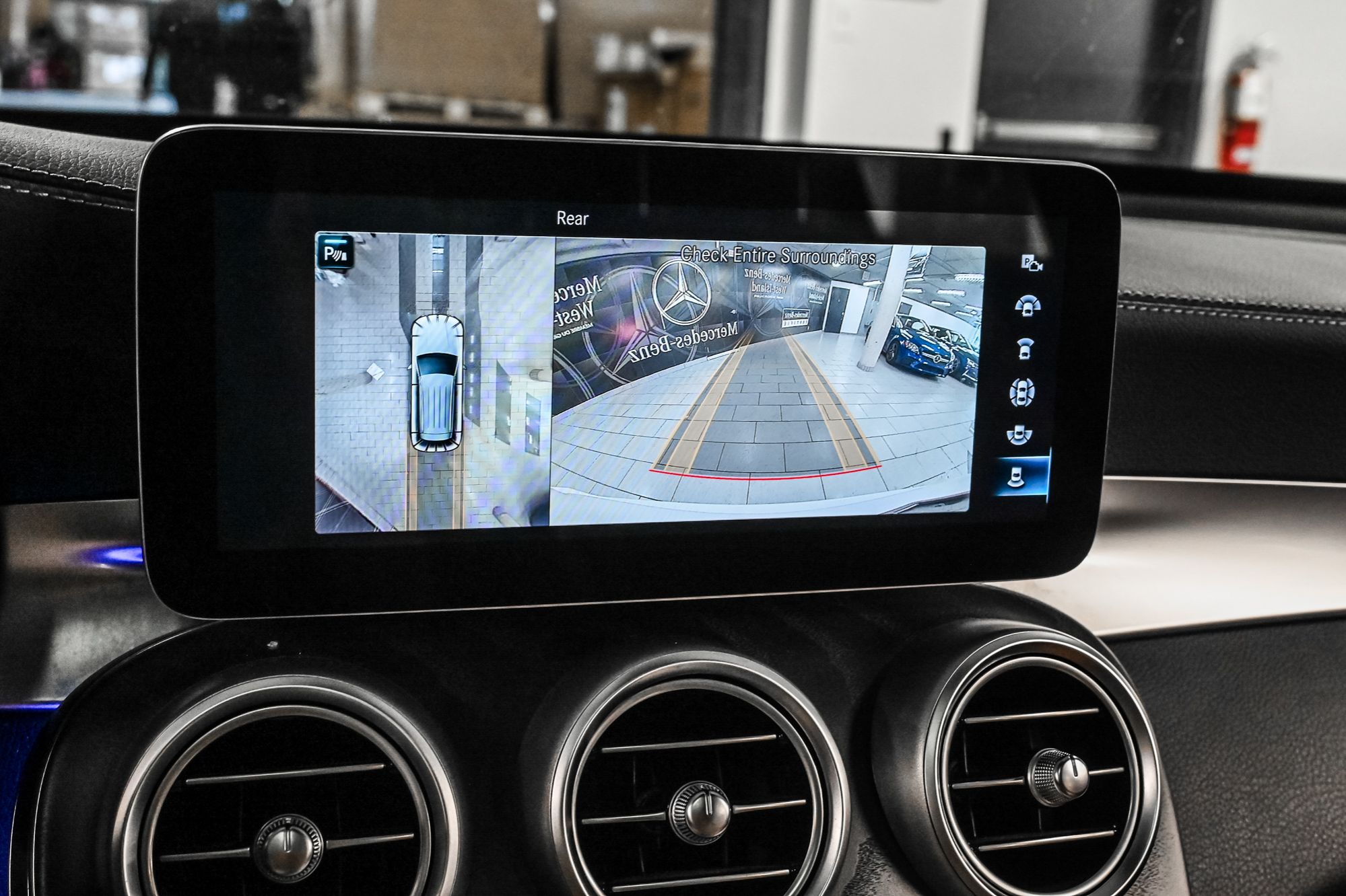 Mercedes-Benz GLC43 AMG  2021