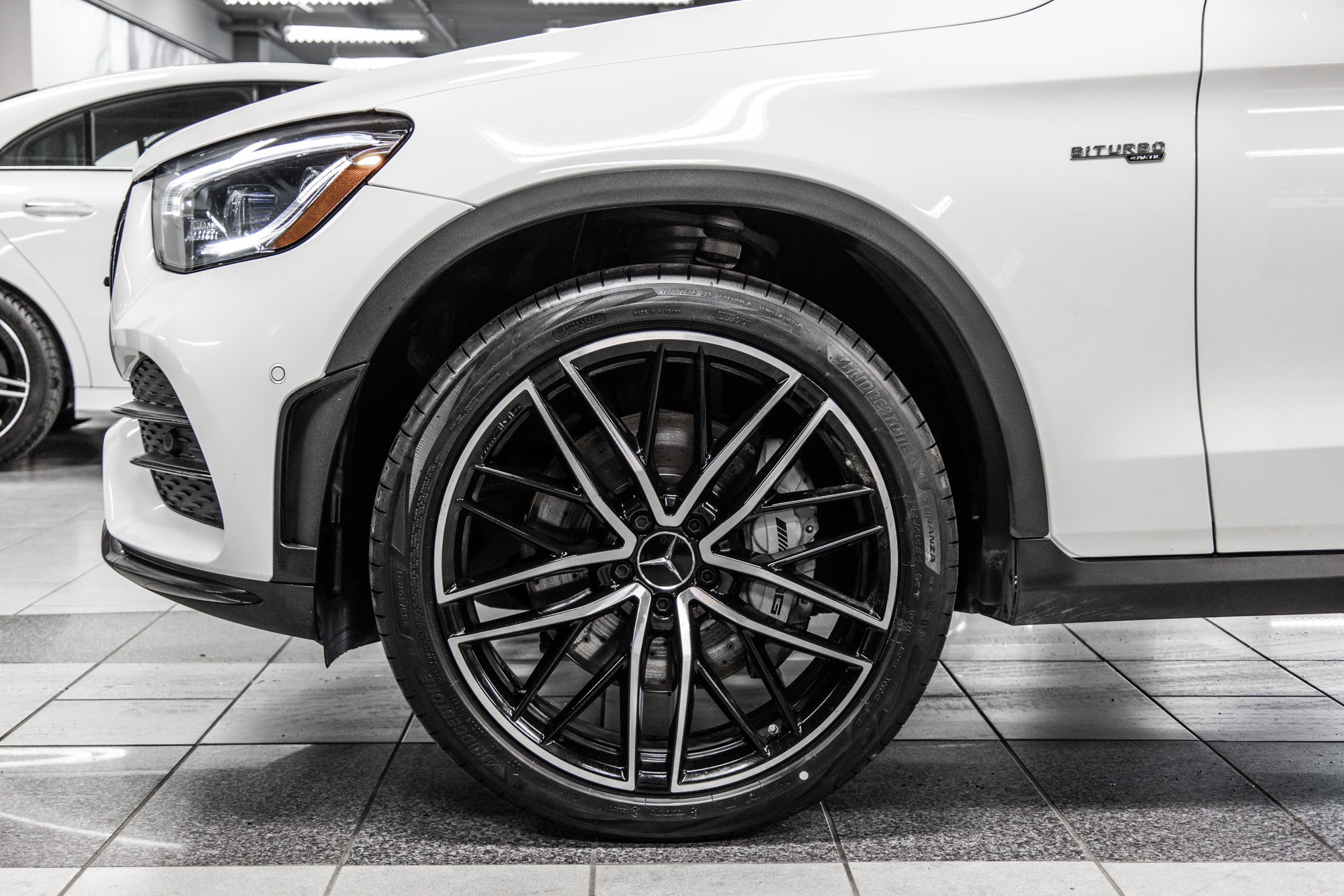 2022 Mercedes-Benz GLC43 AMG in Dollard-des-Ormeaux, Quebec