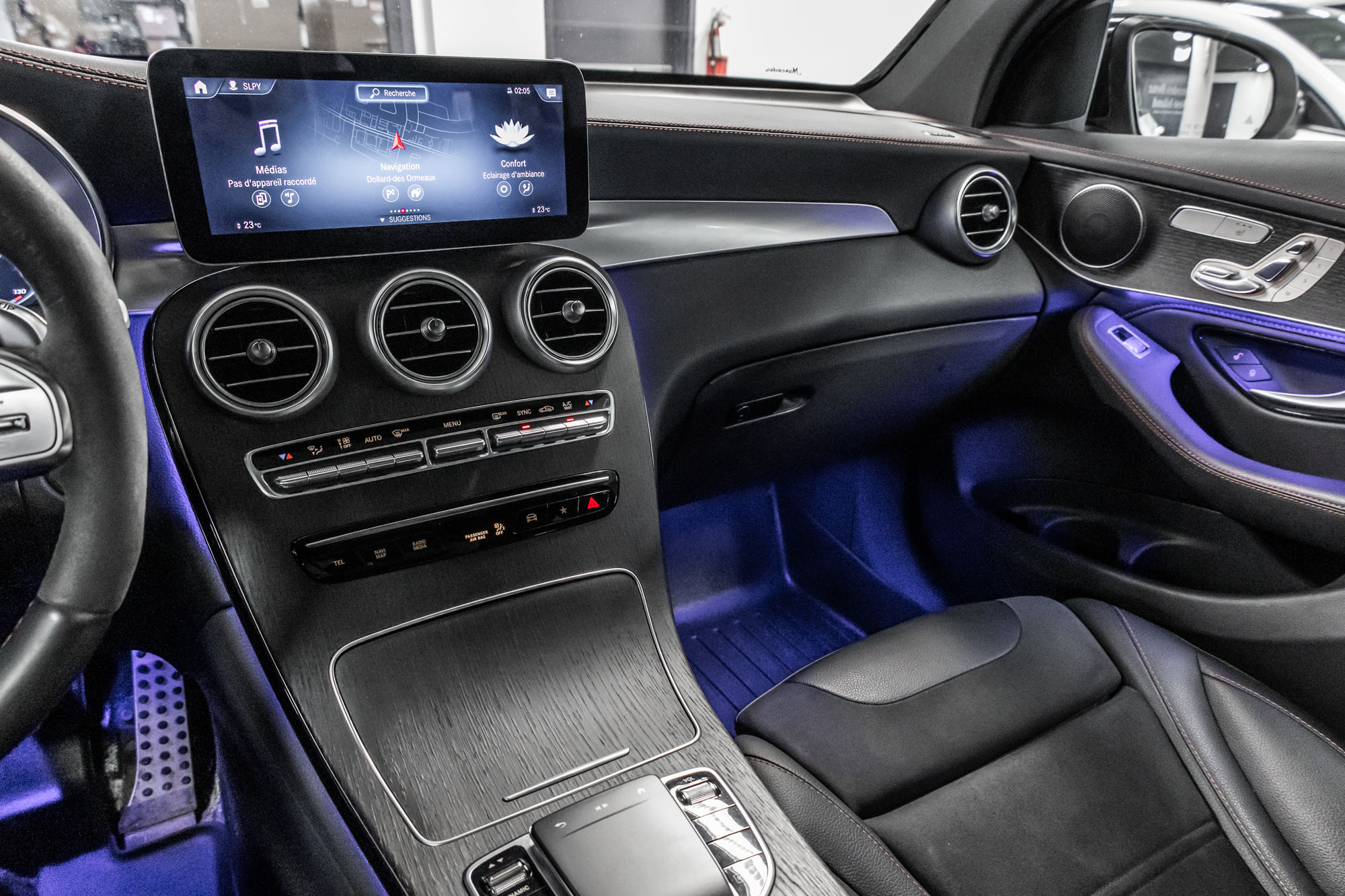 2022 Mercedes-Benz GLC43 AMG in Dollard-des-Ormeaux, Quebec