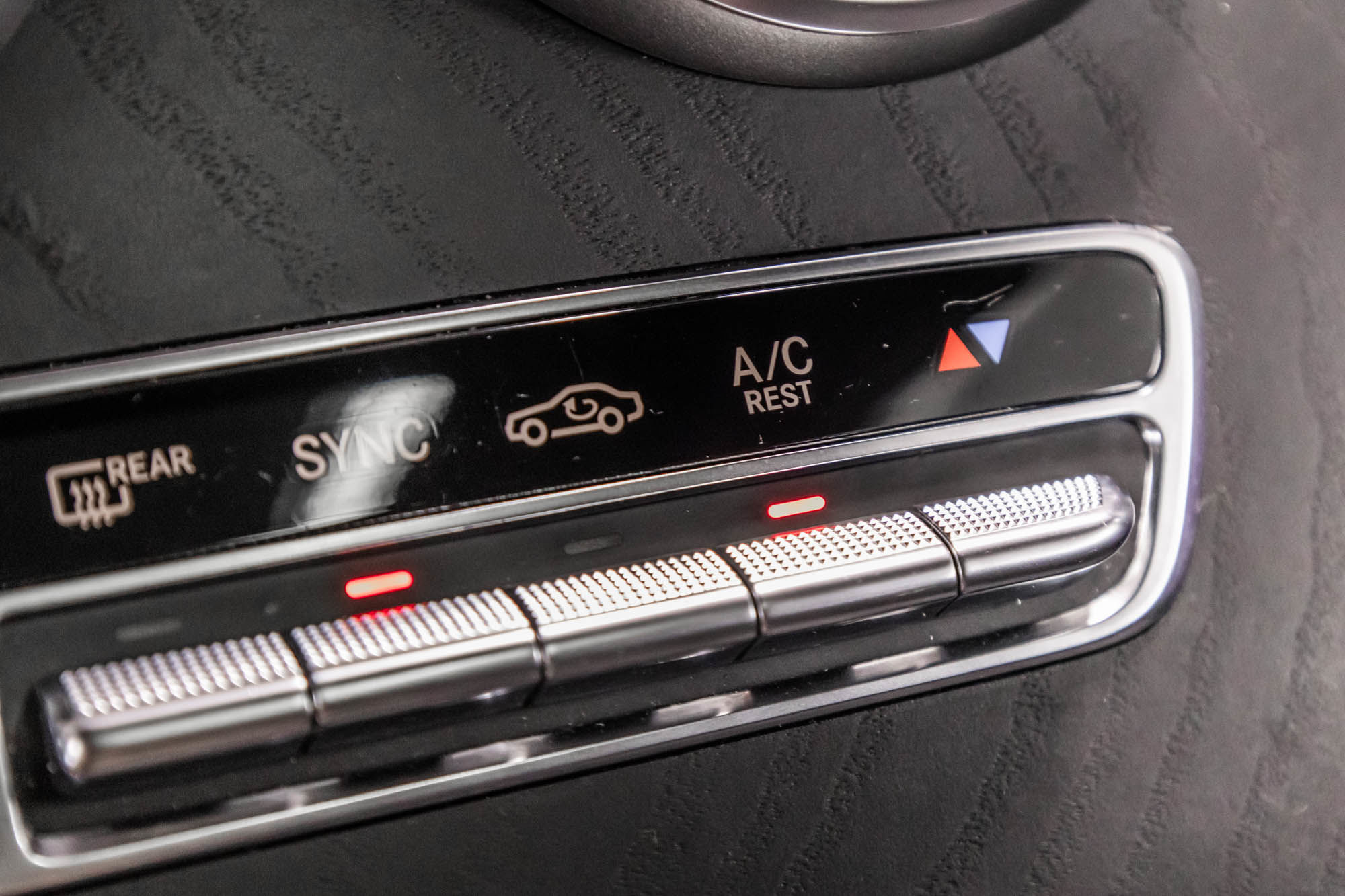 2022 Mercedes-Benz GLC43 AMG in Dollard-des-Ormeaux, Quebec