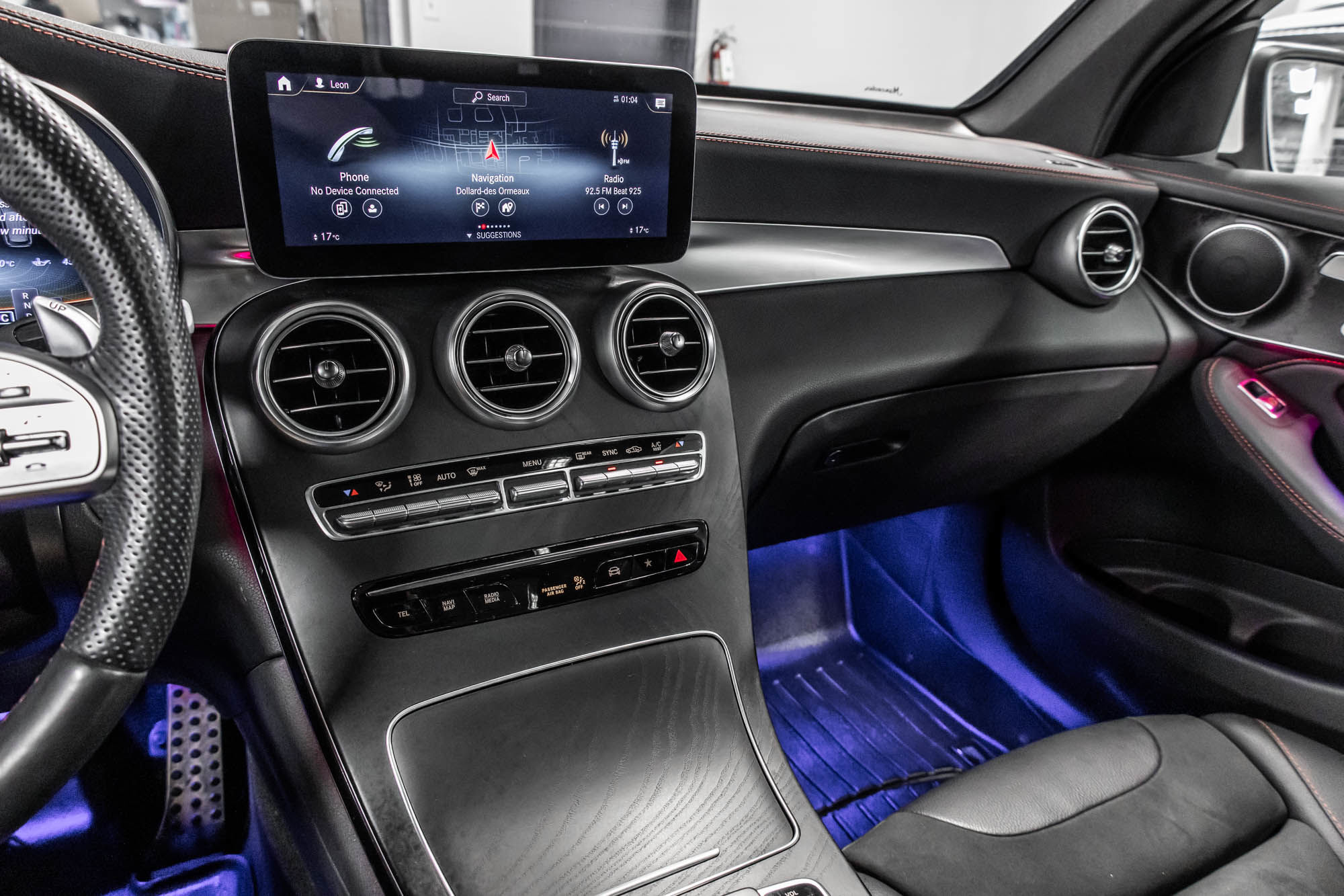 2022 Mercedes-Benz GLC43 AMG in Dollard-des-Ormeaux, Quebec