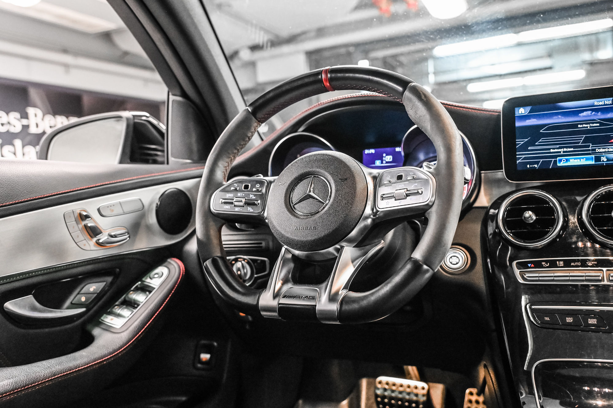 Mercedes-Benz GLC43 AMG  2023 à Dollard-des-Ormeaux, Québec