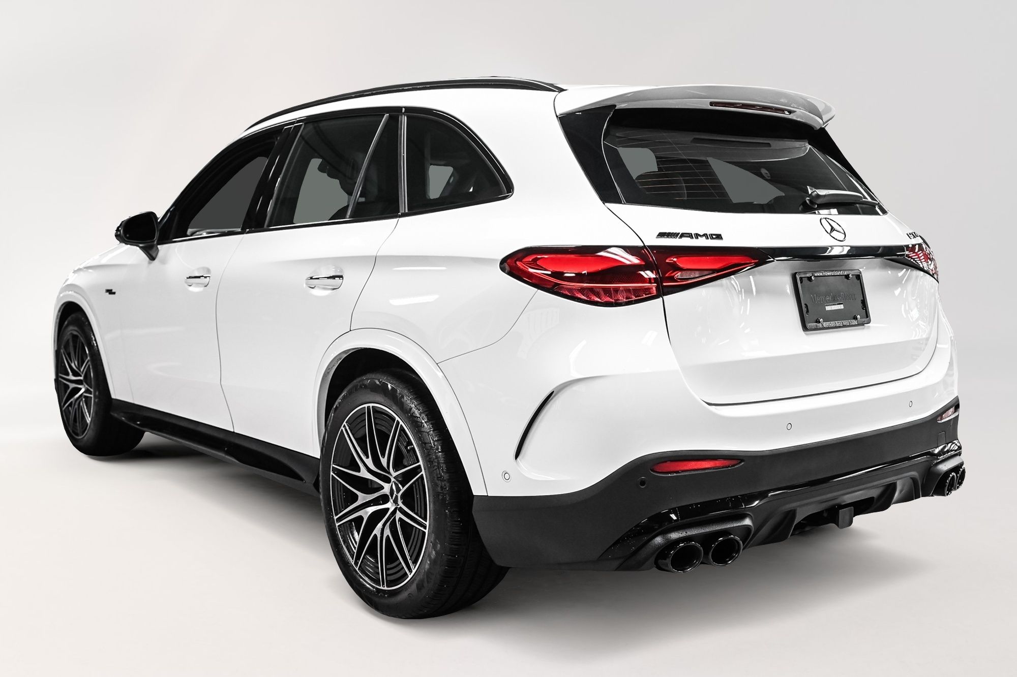 2024 Mercedes-Benz GLC43 AMG in Dollard-des-Ormeaux, Quebec