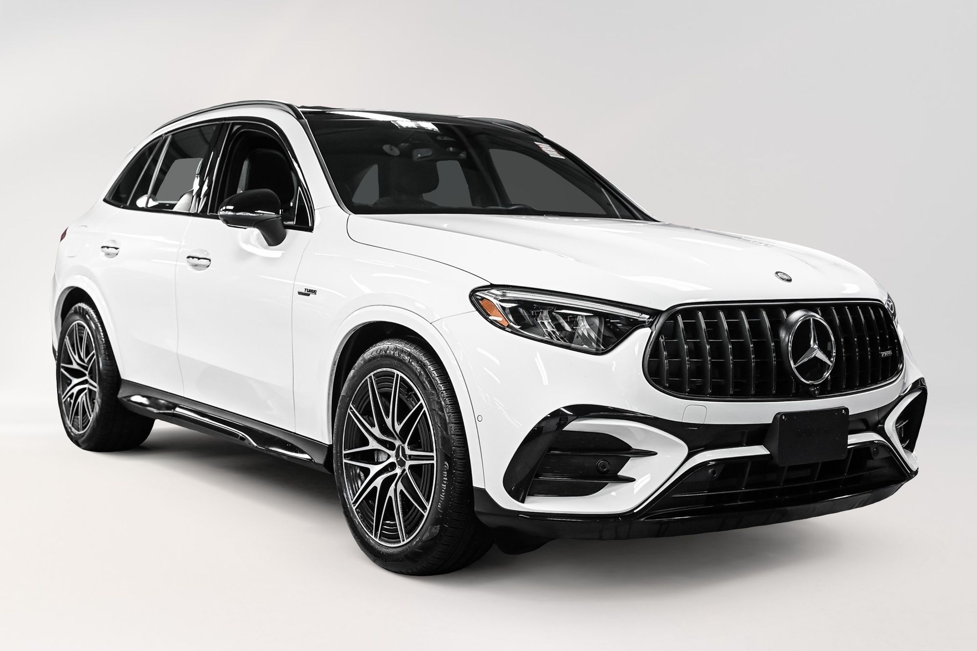 2024 Mercedes-Benz GLC43 AMG in Dollard-des-Ormeaux, Quebec