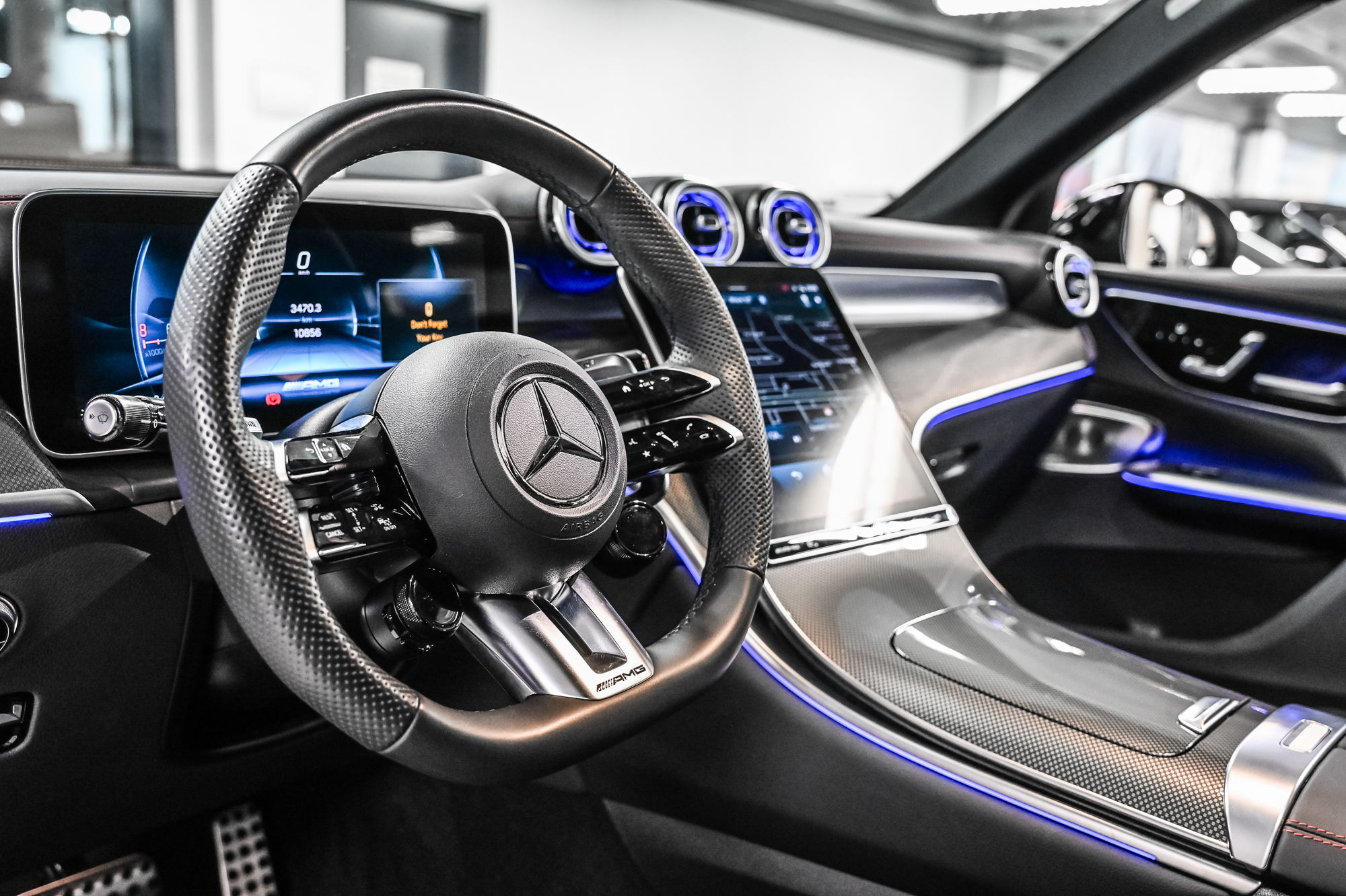 2024 Mercedes-Benz GLC43 AMG in Dollard-des-Ormeaux, Quebec