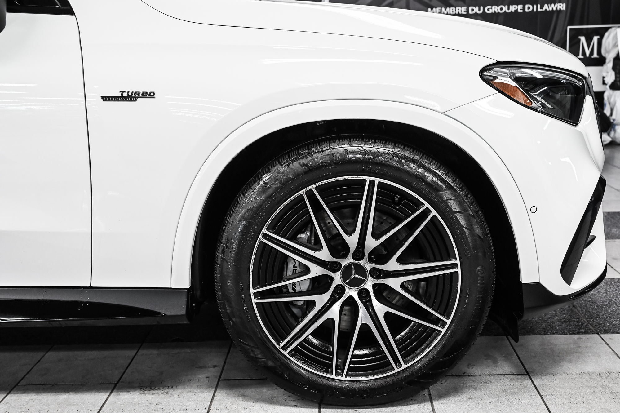 2024 Mercedes-Benz GLC43 AMG in Dollard-des-Ormeaux, Quebec