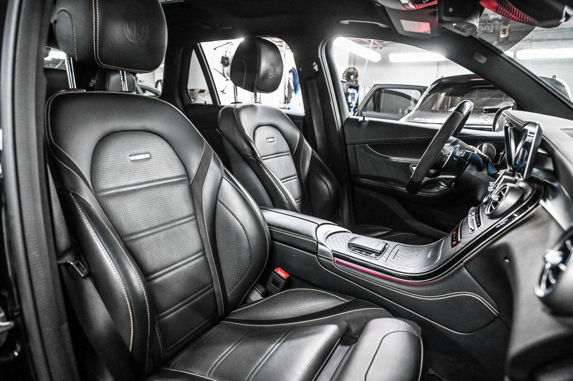 Mercedes-Benz GLC63 AMG  2020 à Dollard-des-Ormeaux, Québec