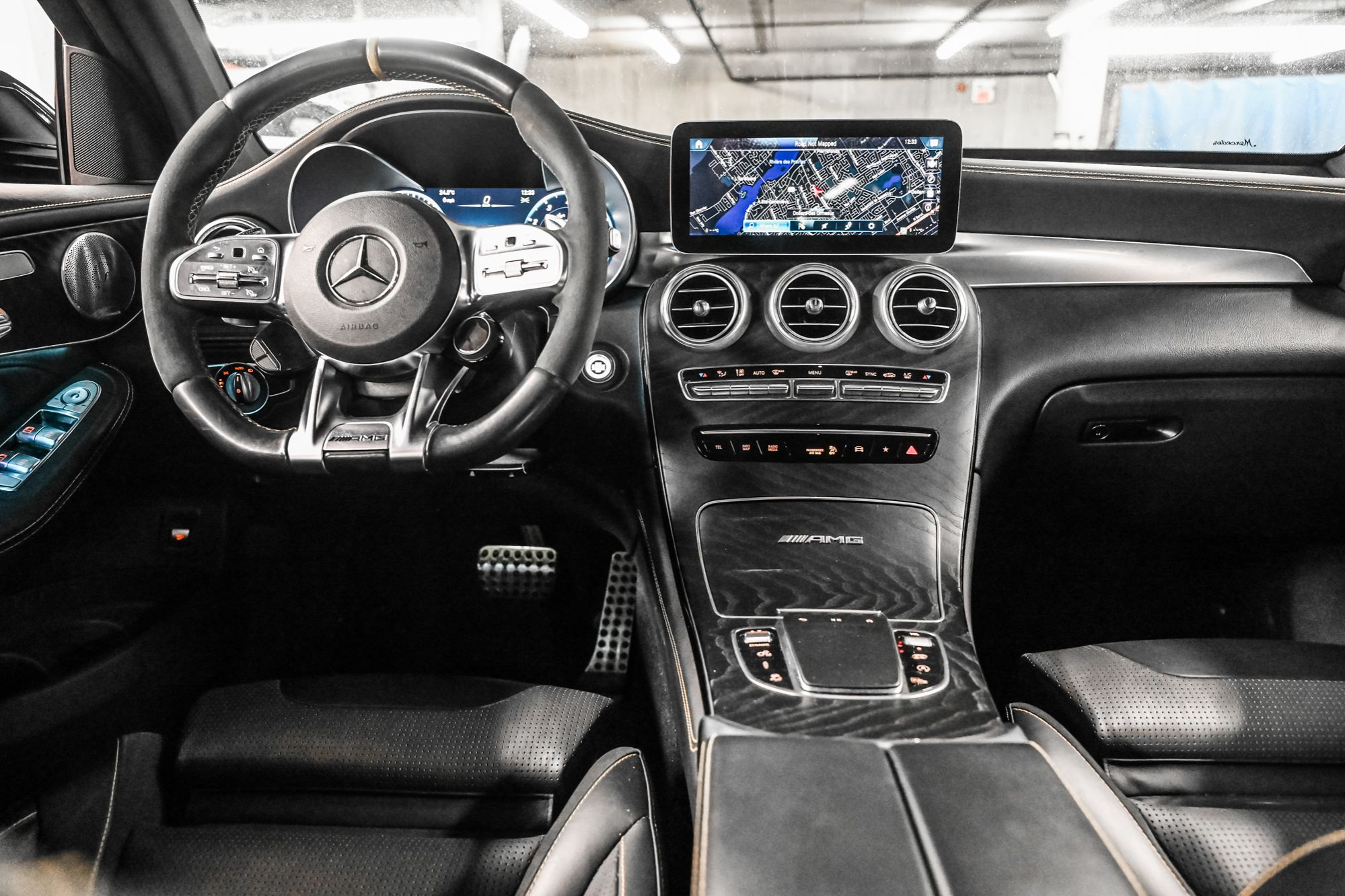 Mercedes-Benz GLC63 AMG  2020 à Dollard-des-Ormeaux, Québec