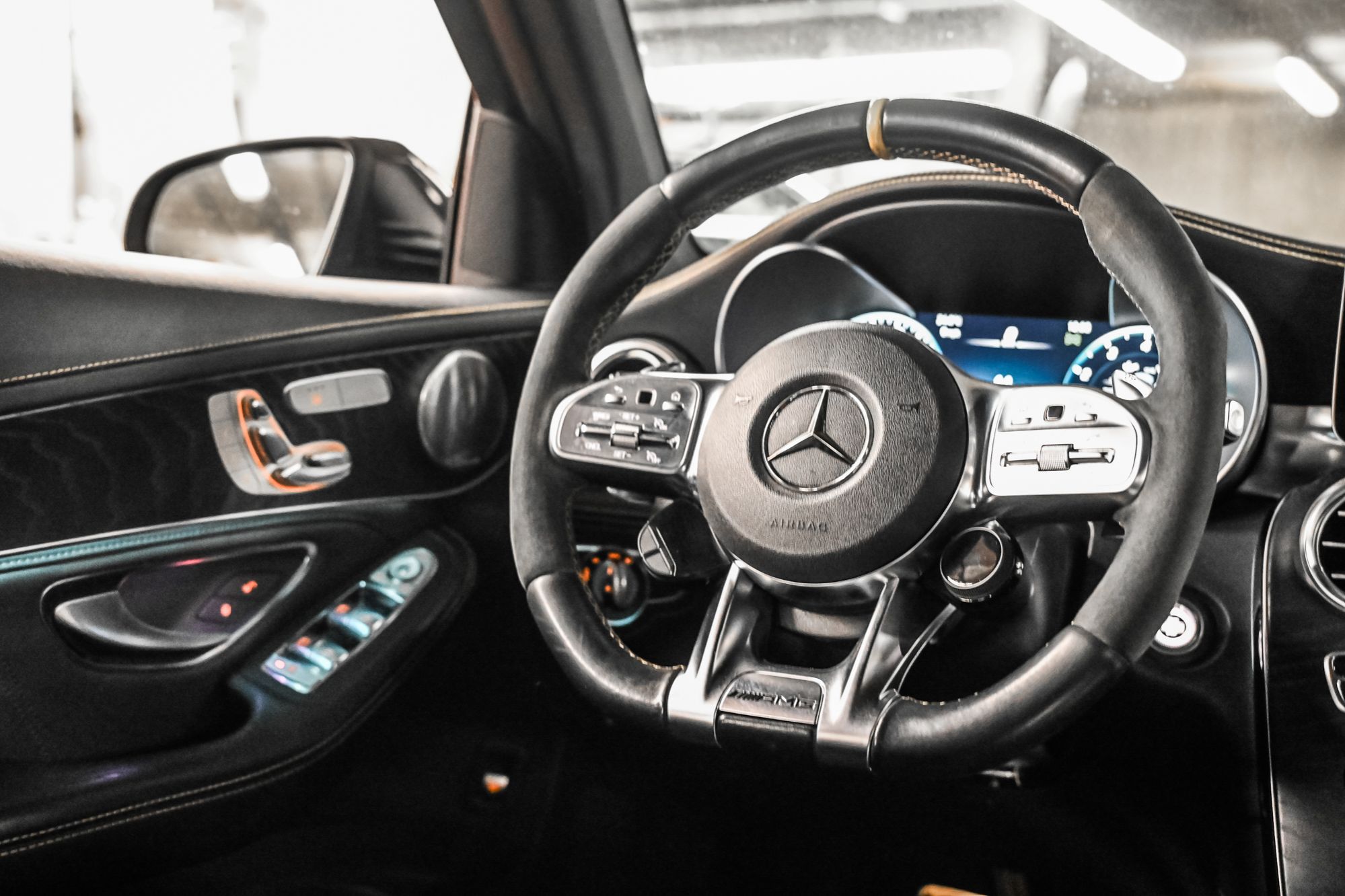 Mercedes-Benz GLC63 AMG  2020 à Dollard-des-Ormeaux, Québec