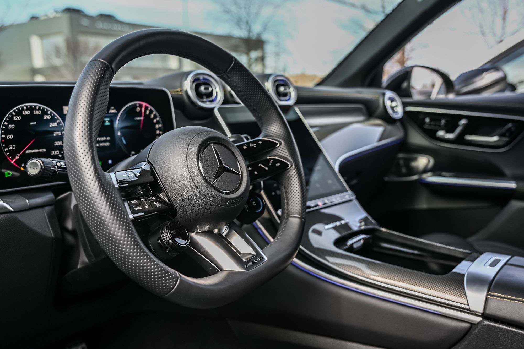 Mercedes-Benz GLC63 AMG  2025 à Dollard-des-Ormeaux, Québec