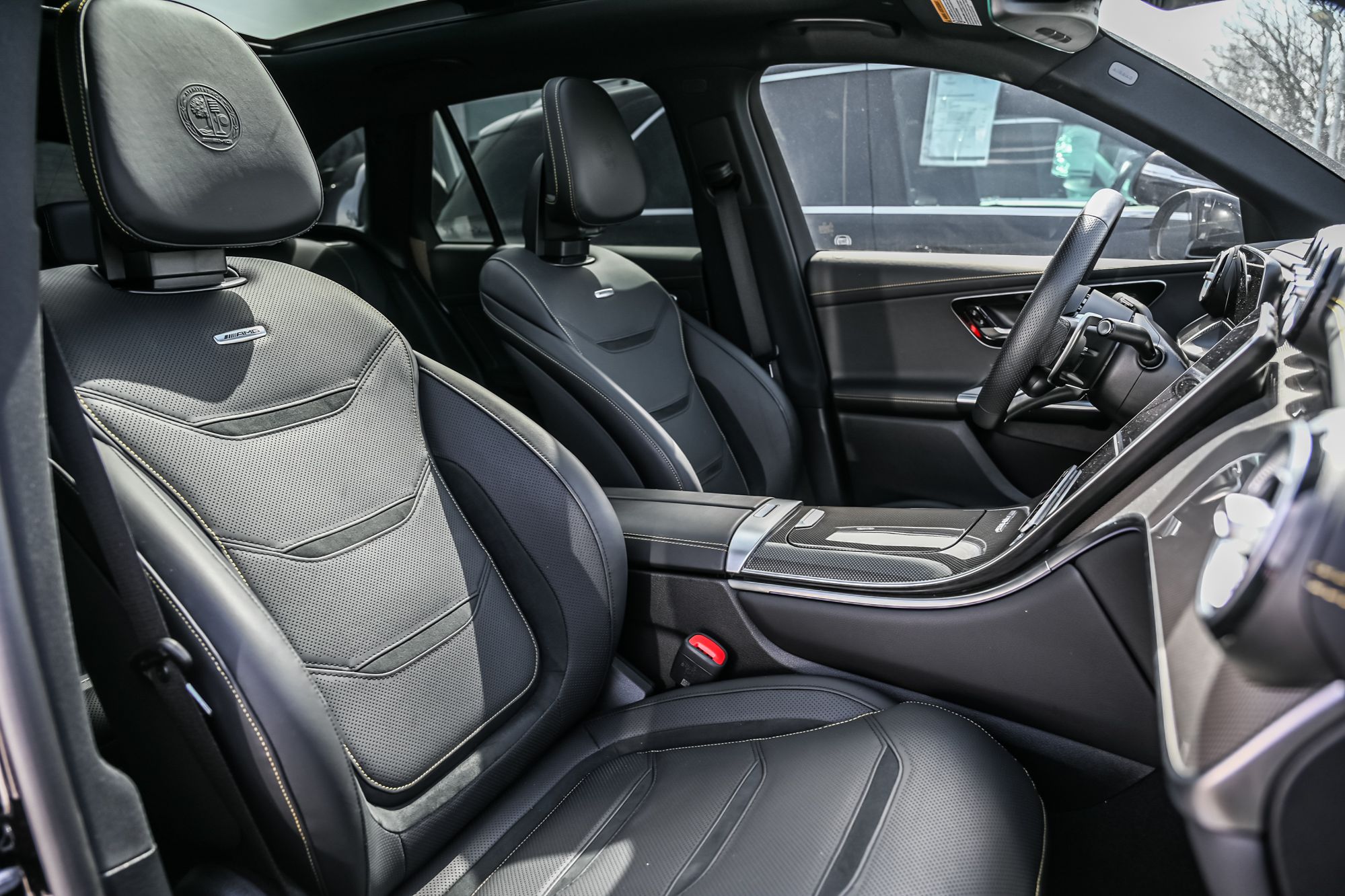 Mercedes-Benz GLC63 AMG  2025 à Dollard-des-Ormeaux, Québec
