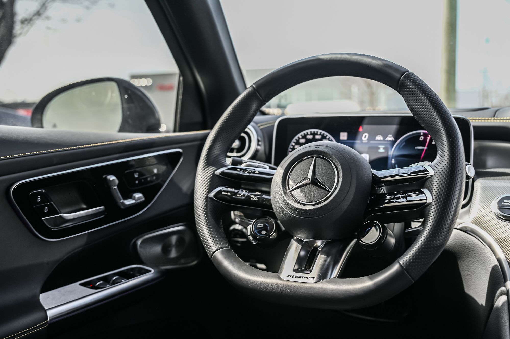 Mercedes-Benz GLC63 AMG  2025 à Dollard-des-Ormeaux, Québec