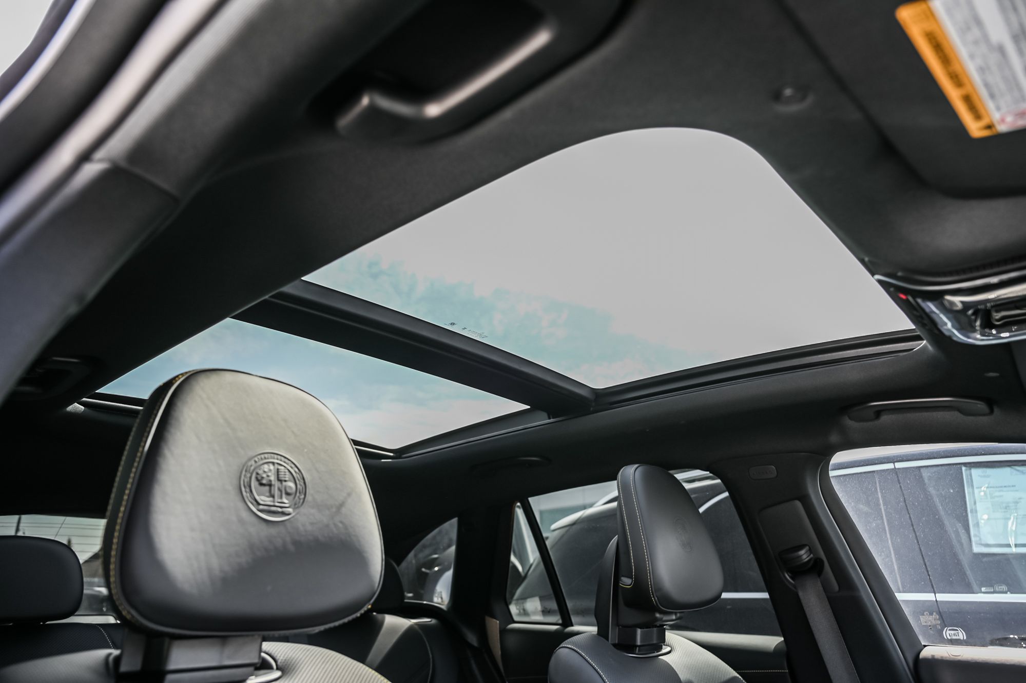 Mercedes-Benz GLC63 AMG  2025 à Dollard-des-Ormeaux, Québec