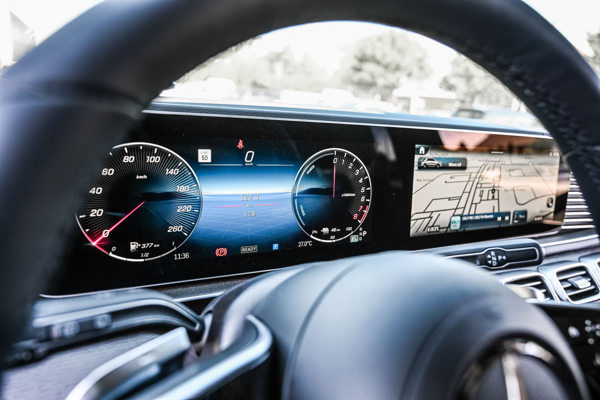 Mercedes-Benz GLE Plug-in Hybrid  2025