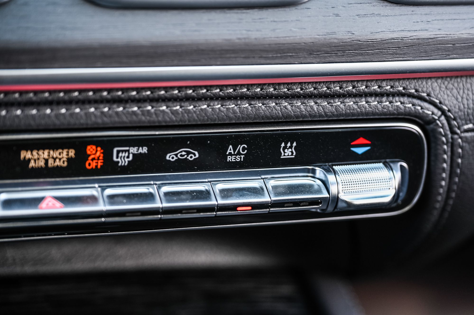 Mercedes-Benz GLE Plug-in Hybrid  2025