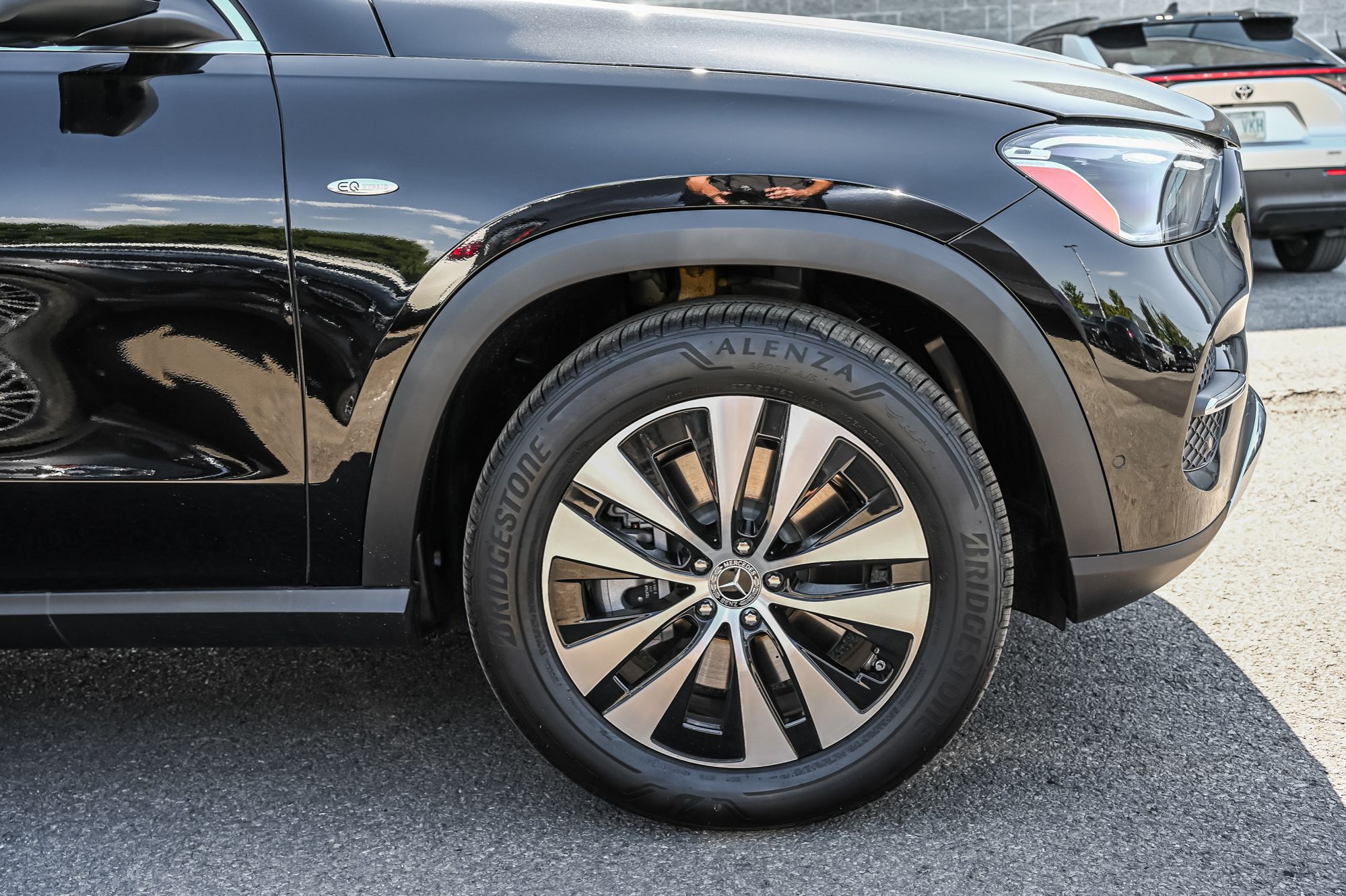 Mercedes-Benz GLE Plug-in Hybrid  2025