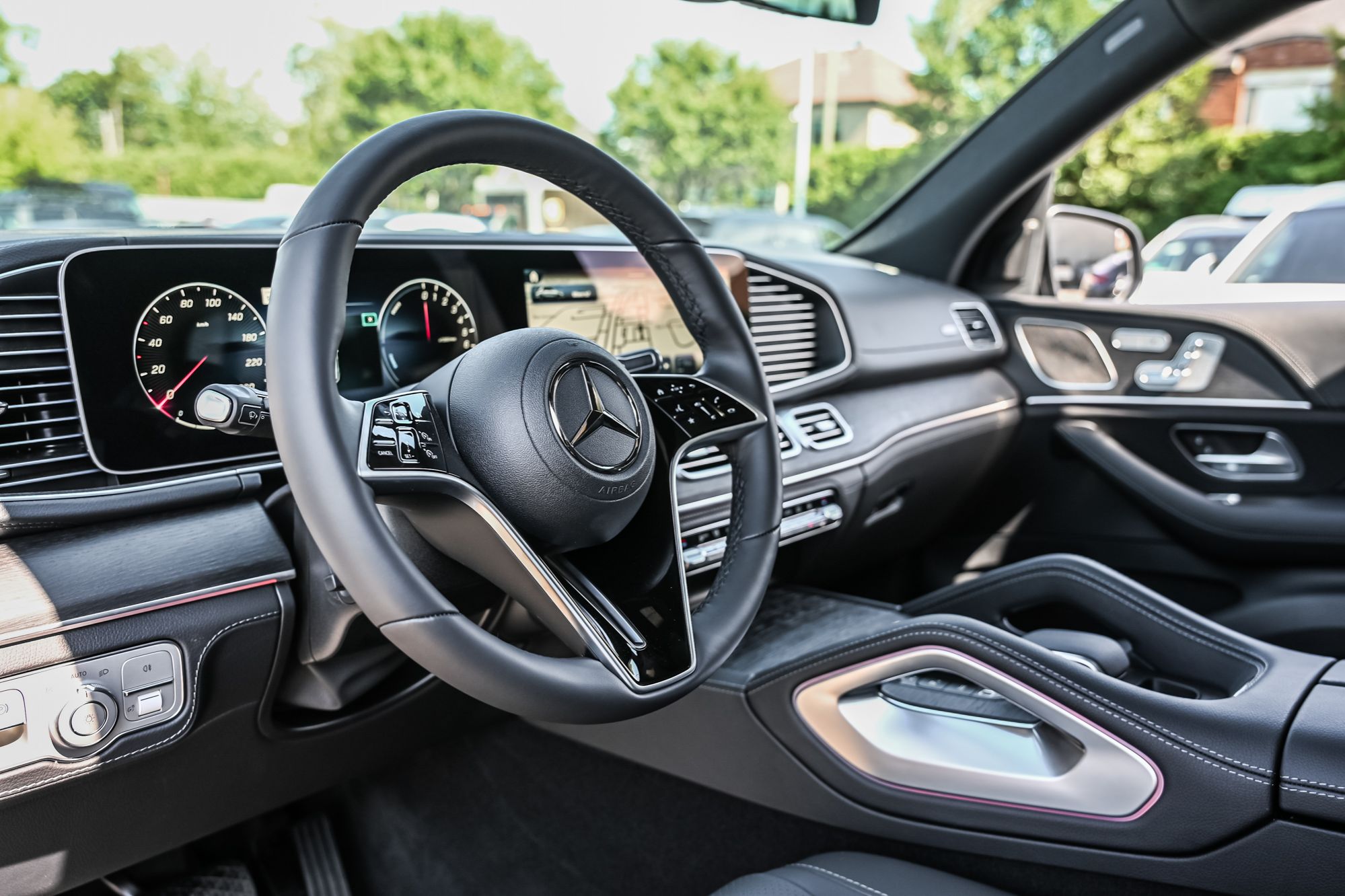 Mercedes-Benz GLE Plug-in Hybrid  2025