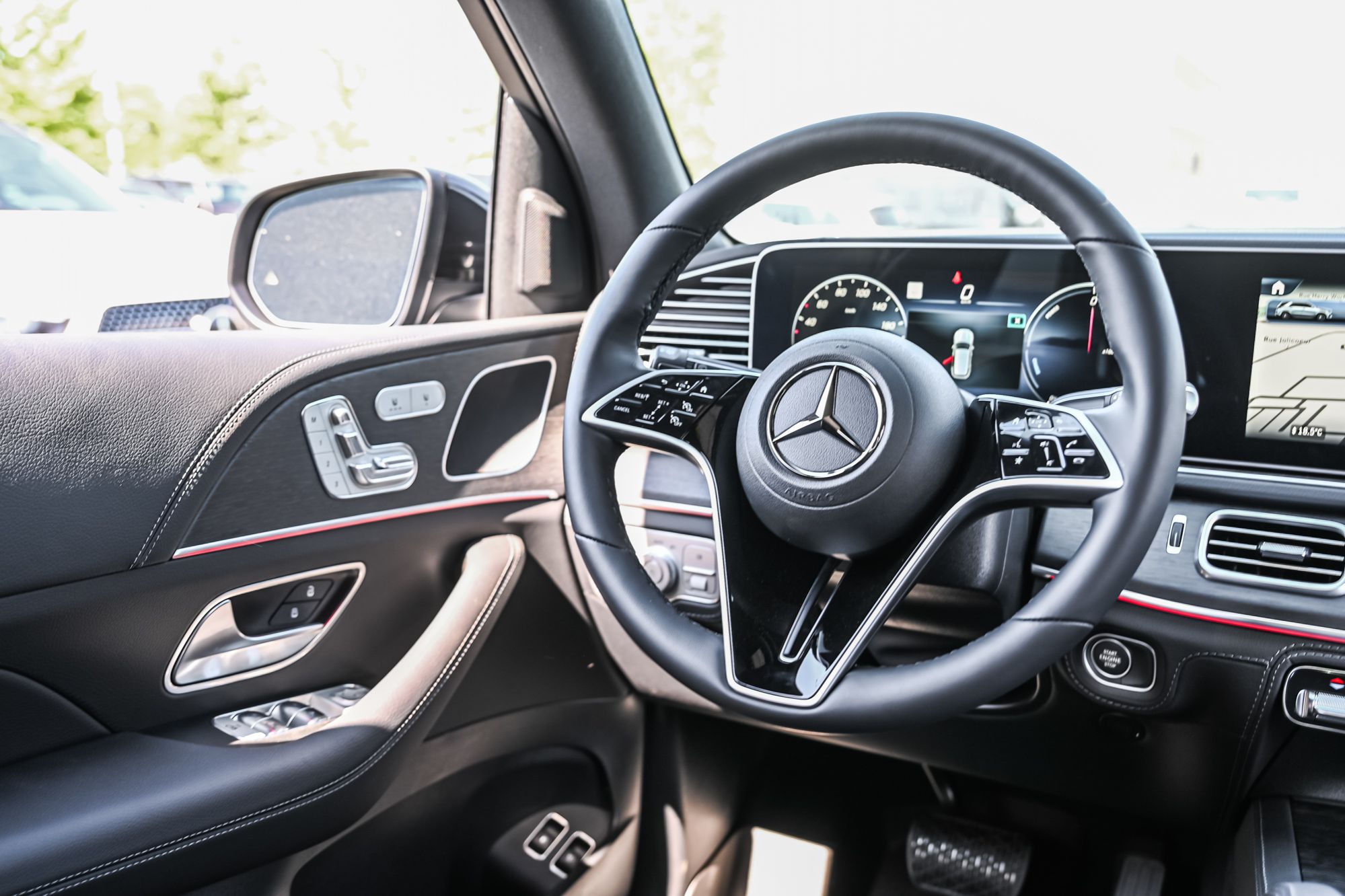 Mercedes-Benz GLE Plug-in Hybrid  2025